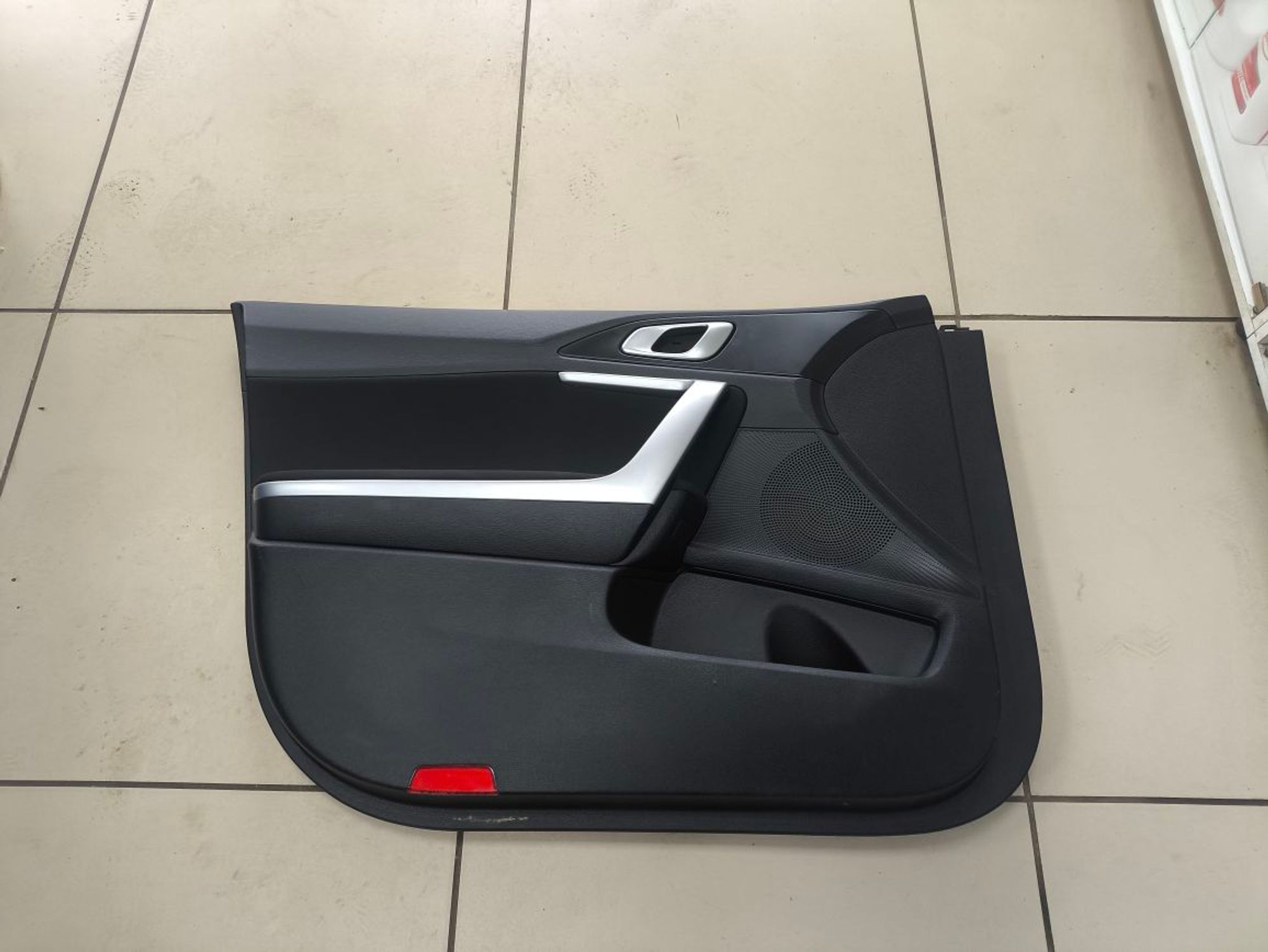 https://ycs.partsauto.market/partsauto-images/thmbs/userImages/a2d258a61cc08549ac0329b7373022c0/part/070f34de-8860-436d-8e3c-1c2a68f6f78c_1784901590486.jpg