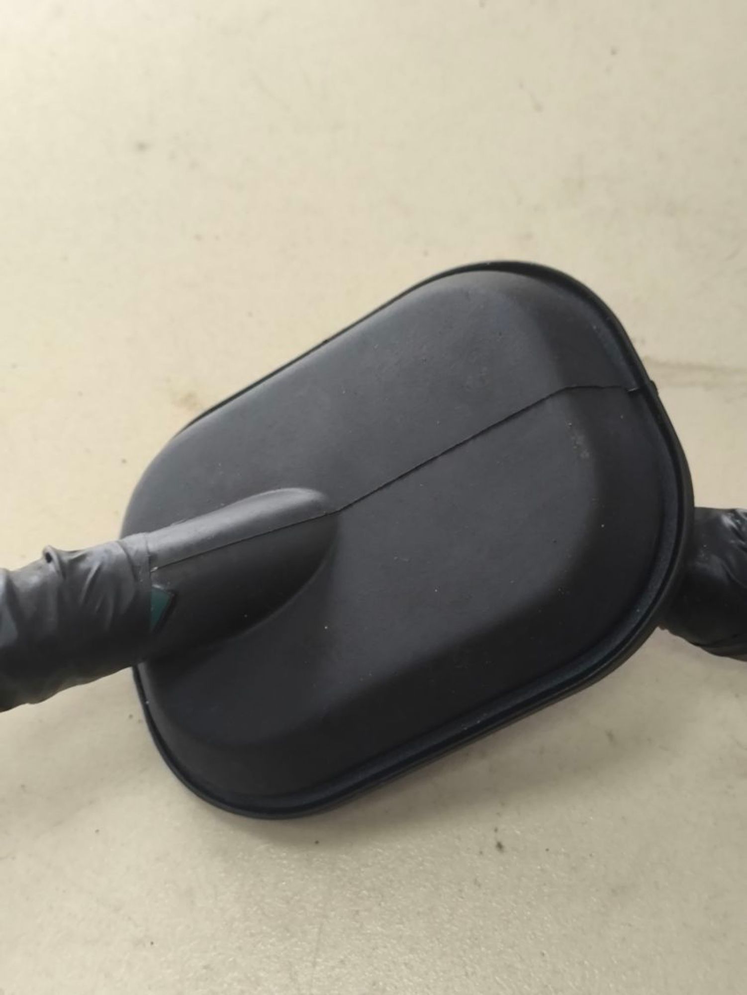 https://ycs.partsauto.market/partsauto-images/thmbs/userImages/a2d258a61cc08549ac0329b7373022c0/part/07d837b3-ff1c-413e-9478-c4f1d17ffcfe_1784804439093.jpg
