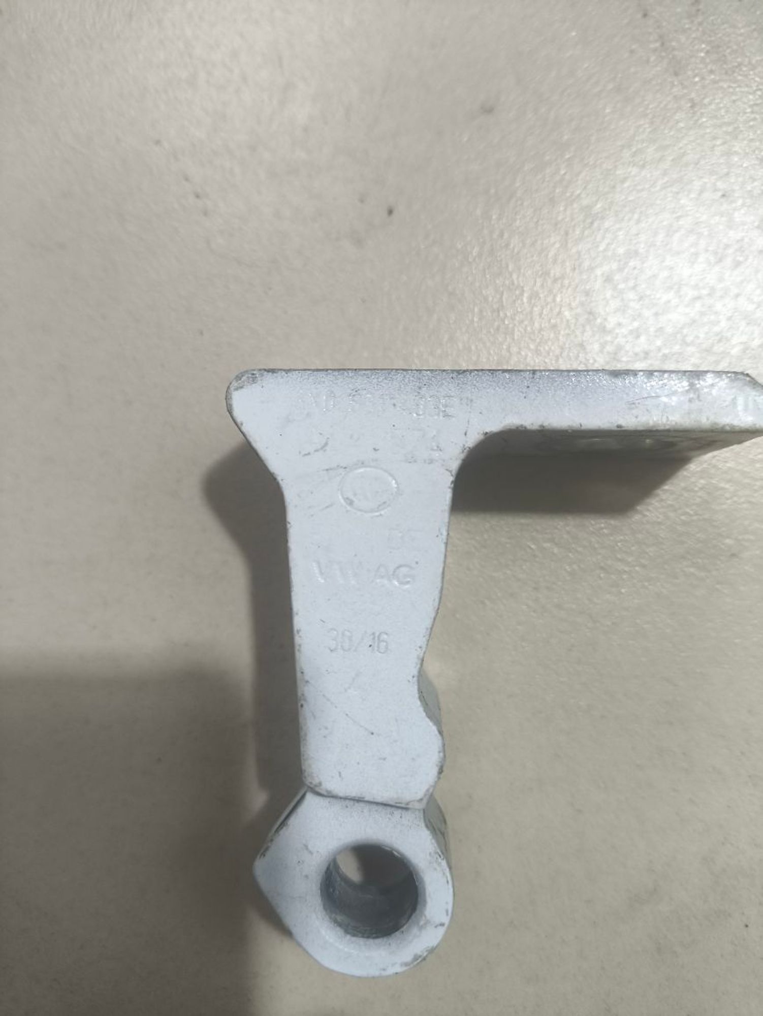 https://ycs.partsauto.market/partsauto-images/thmbs/userImages/a2d258a61cc08549ac0329b7373022c0/part/0803f90e-3157-4ee2-a2b1-f0eaa7d4c0b2_1780930618405.jpg