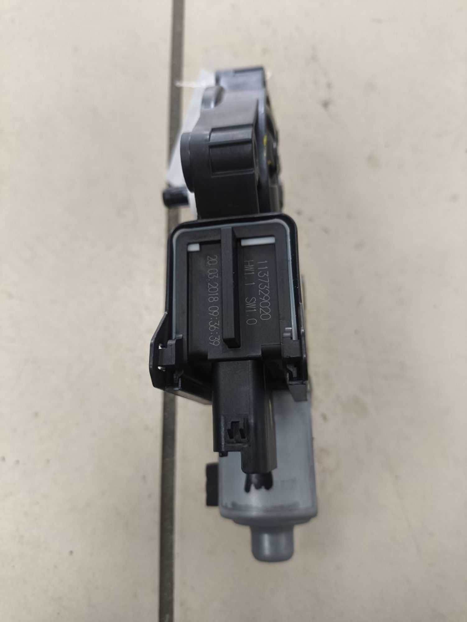 https://ycs.partsauto.market/partsauto-images/thmbs/userImages/a2d258a61cc08549ac0329b7373022c0/part/088b5822-991a-4a32-8ca9-0a864b1bbbc9_1784900375971.jpg