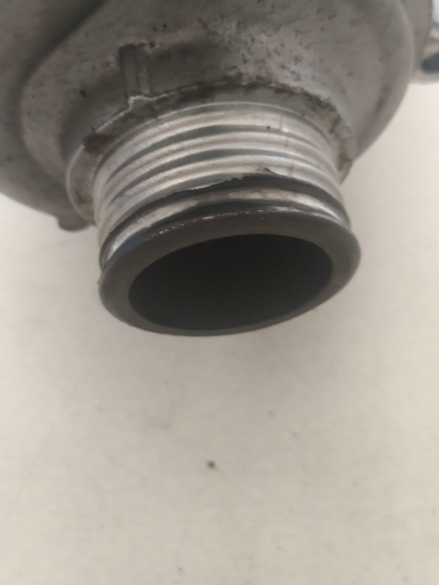 https://ycs.partsauto.market/partsauto-images/thmbs/userImages/a2d258a61cc08549ac0329b7373022c0/part/08f1bbcc-dd65-40dd-b52f-06a73f48b109_1786005412983.jpg