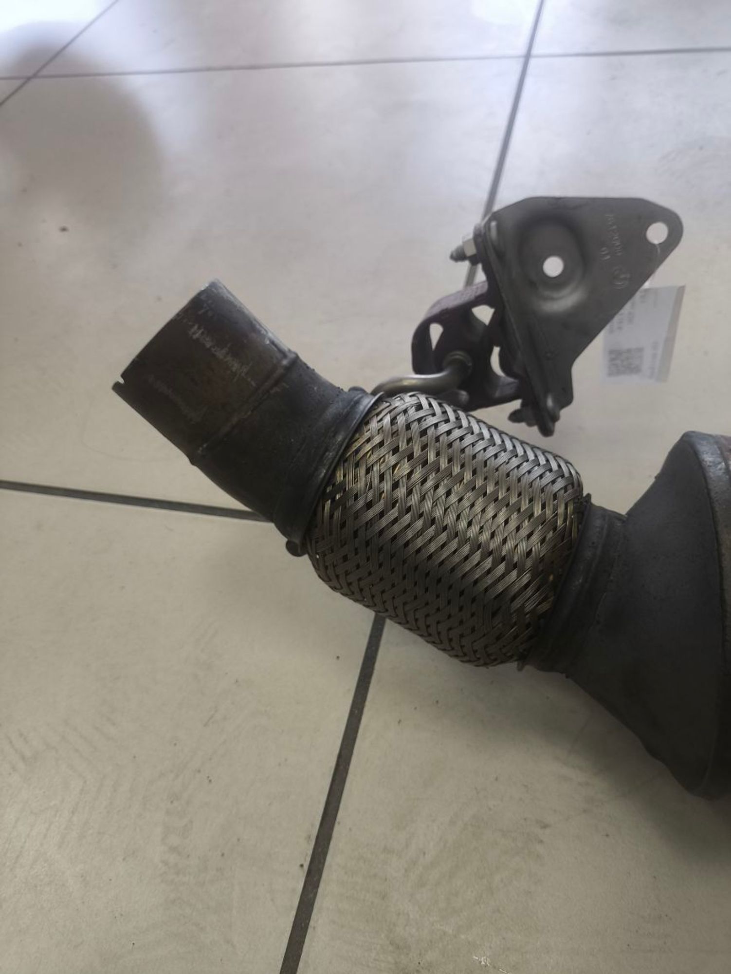https://ycs.partsauto.market/partsauto-images/thmbs/userImages/a2d258a61cc08549ac0329b7373022c0/part/09cd18f0-245d-4545-a7a4-decbf58d9671_1786014685644.jpg