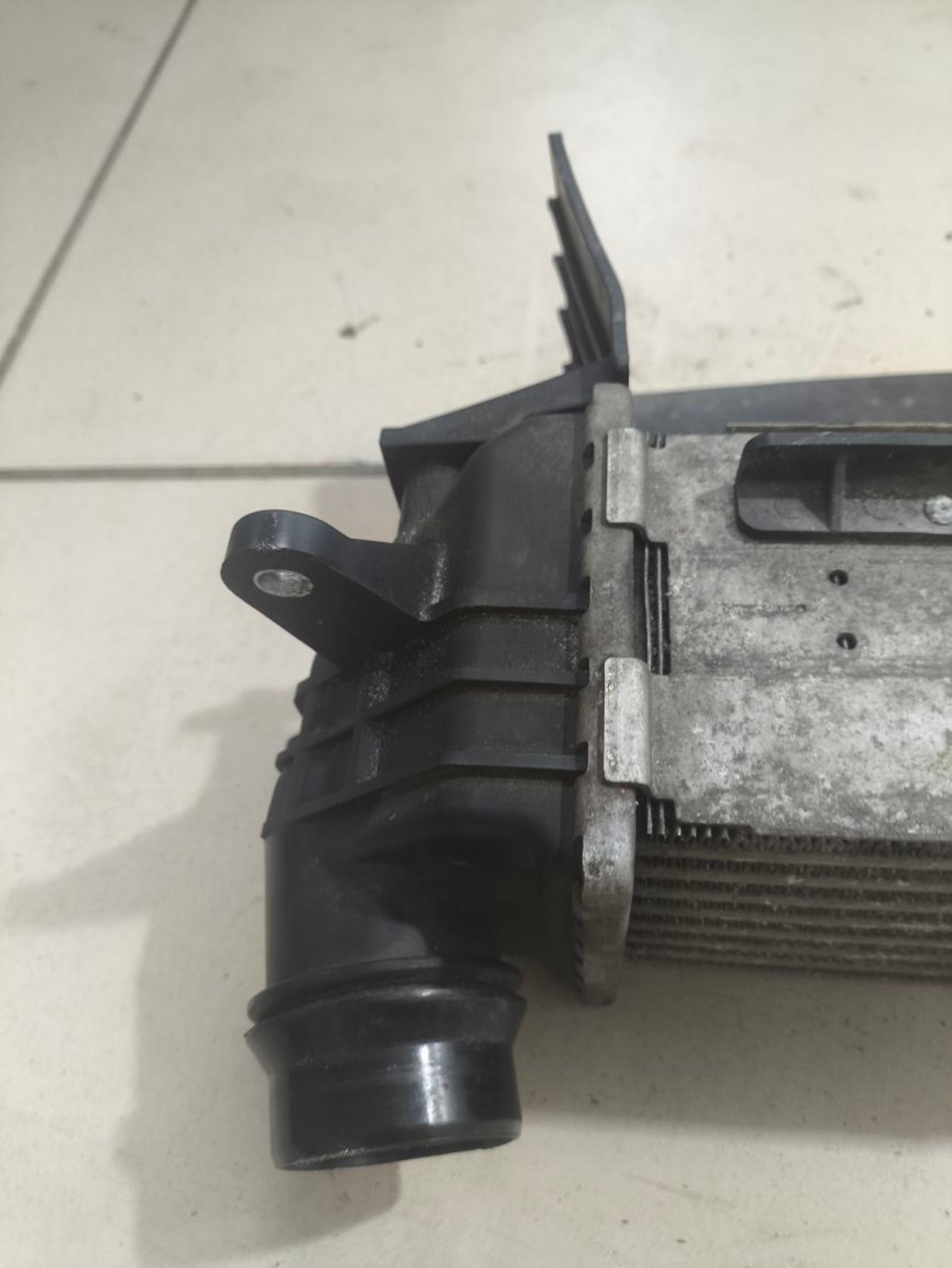 https://ycs.partsauto.market/partsauto-images/thmbs/userImages/a2d258a61cc08549ac0329b7373022c0/part/0b84be2f-44bf-4bb5-9e2f-bc50e8c64c38_1781008650807.jpg