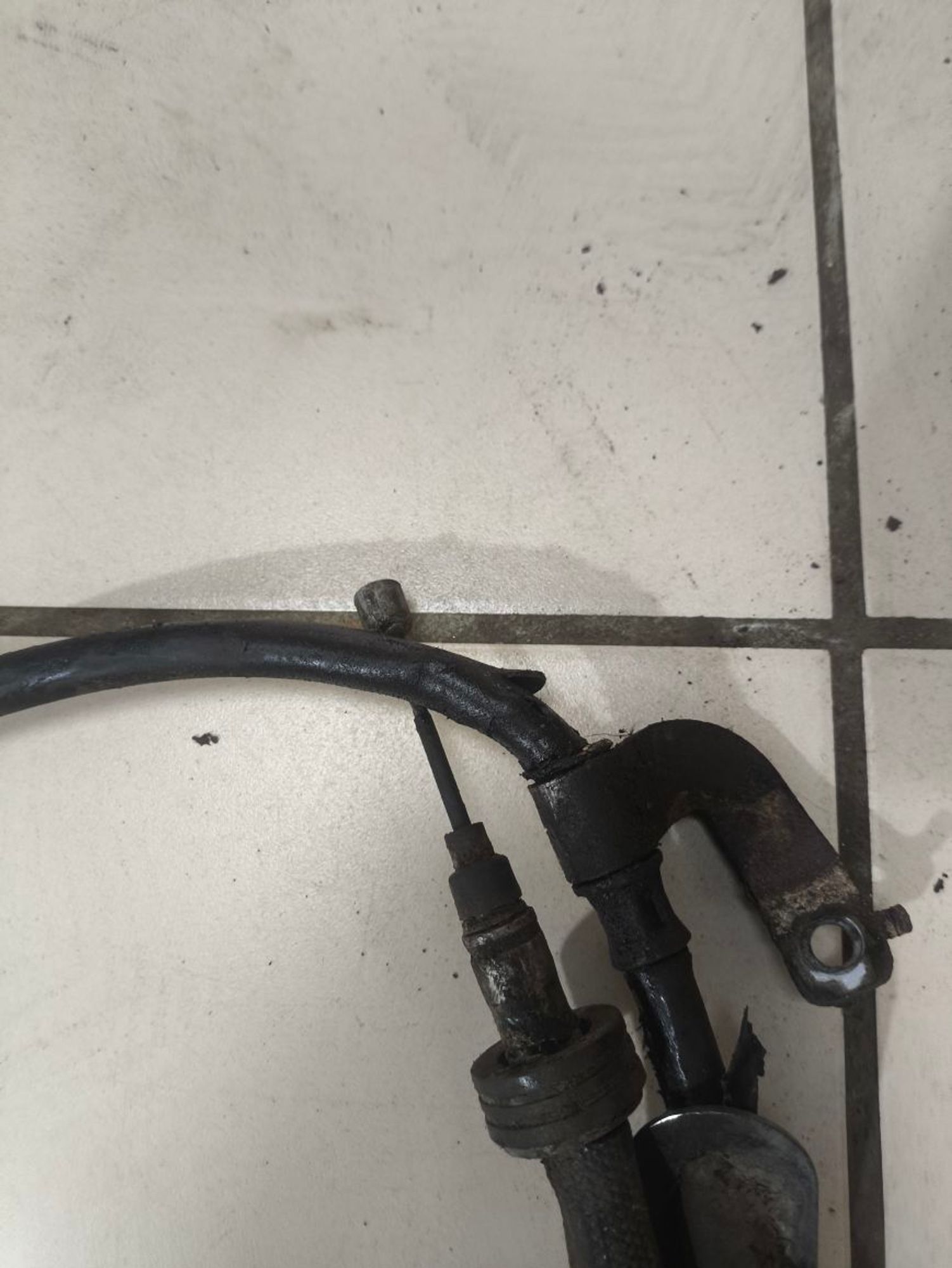 https://ycs.partsauto.market/partsauto-images/thmbs/userImages/a2d258a61cc08549ac0329b7373022c0/part/0c26eac3-ea8c-4718-8821-0a5ba27c2d6a_1780919826000.jpg
