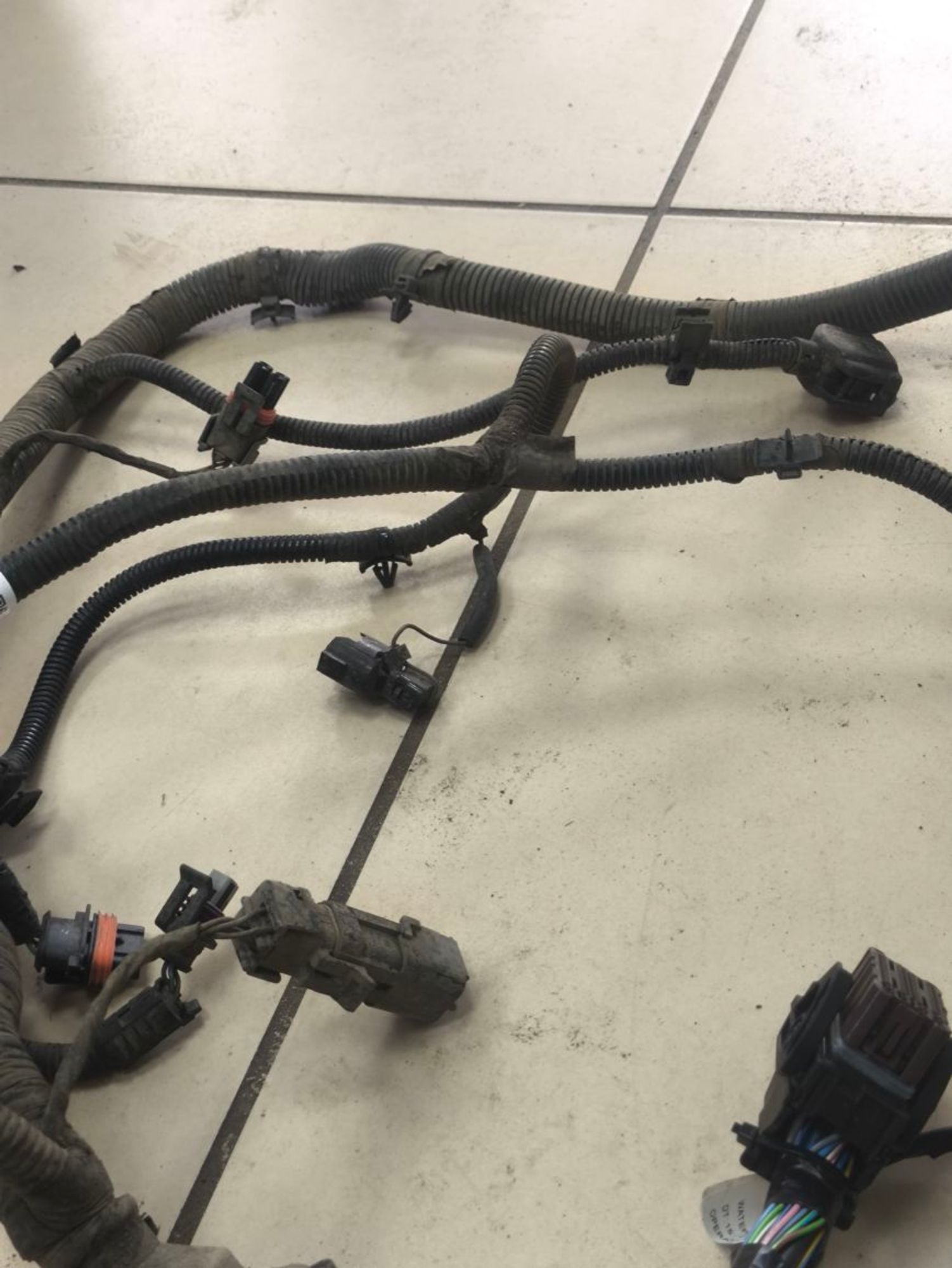 https://ycs.partsauto.market/partsauto-images/thmbs/userImages/a2d258a61cc08549ac0329b7373022c0/part/0d42f0bd-657e-45a2-8abc-03d84fbdc69d_1785487755227.jpg
