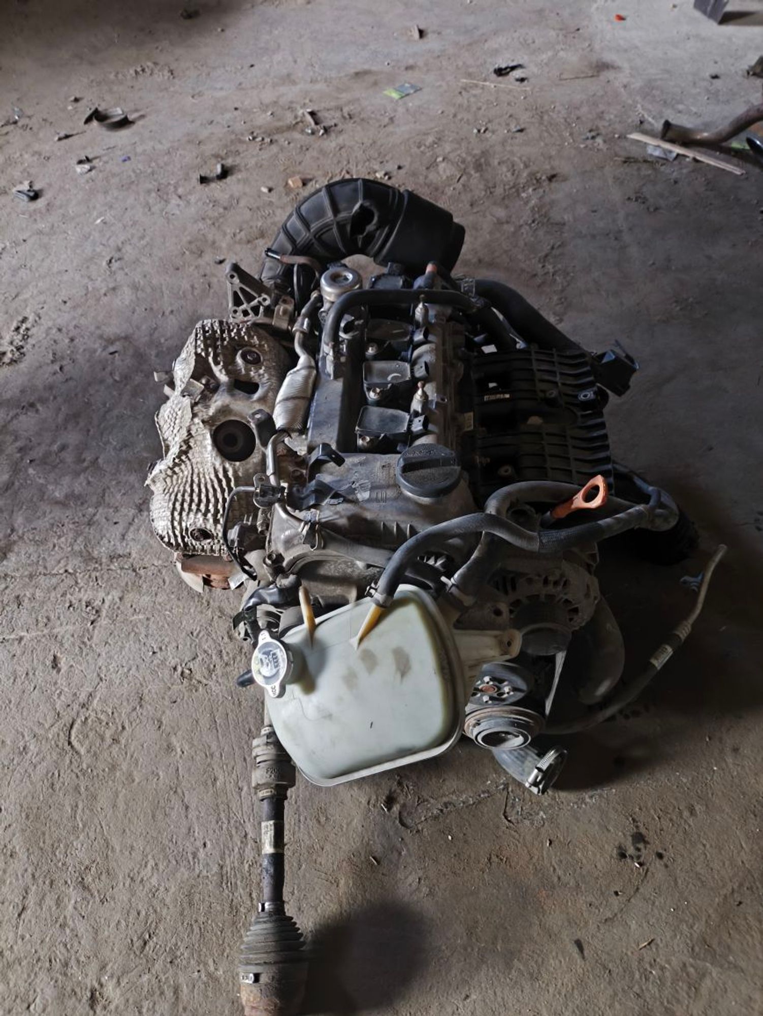 https://ycs.partsauto.market/partsauto-images/thmbs/userImages/a2d258a61cc08549ac0329b7373022c0/part/0d4984d6-6172-4149-a3cb-48b08b026c17_1782289172131.jpg