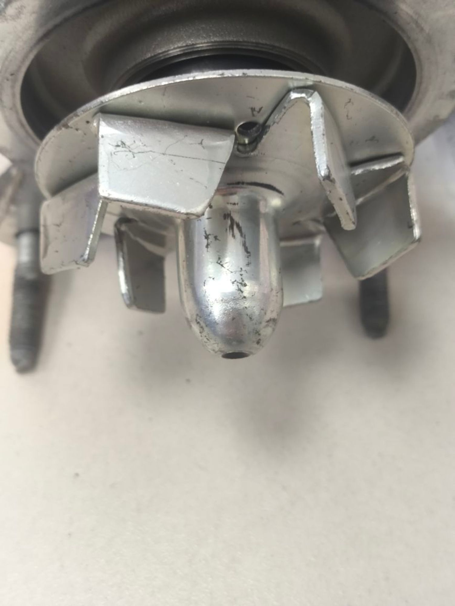 https://ycs.partsauto.market/partsauto-images/thmbs/userImages/a2d258a61cc08549ac0329b7373022c0/part/0daa3238-0b23-4672-8cef-20ed27d5b0ae_1786095354223.jpg