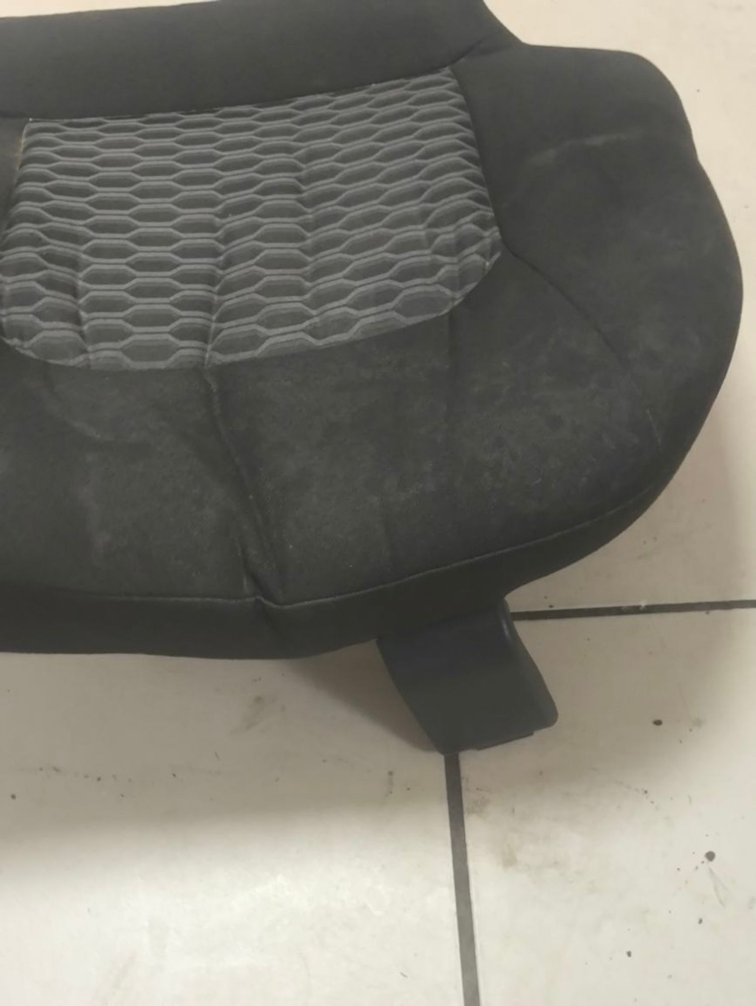 https://ycs.partsauto.market/partsauto-images/thmbs/userImages/a2d258a61cc08549ac0329b7373022c0/part/0df474c7-a0b2-40d9-951b-75b537943a1d_1786520830616.jpg