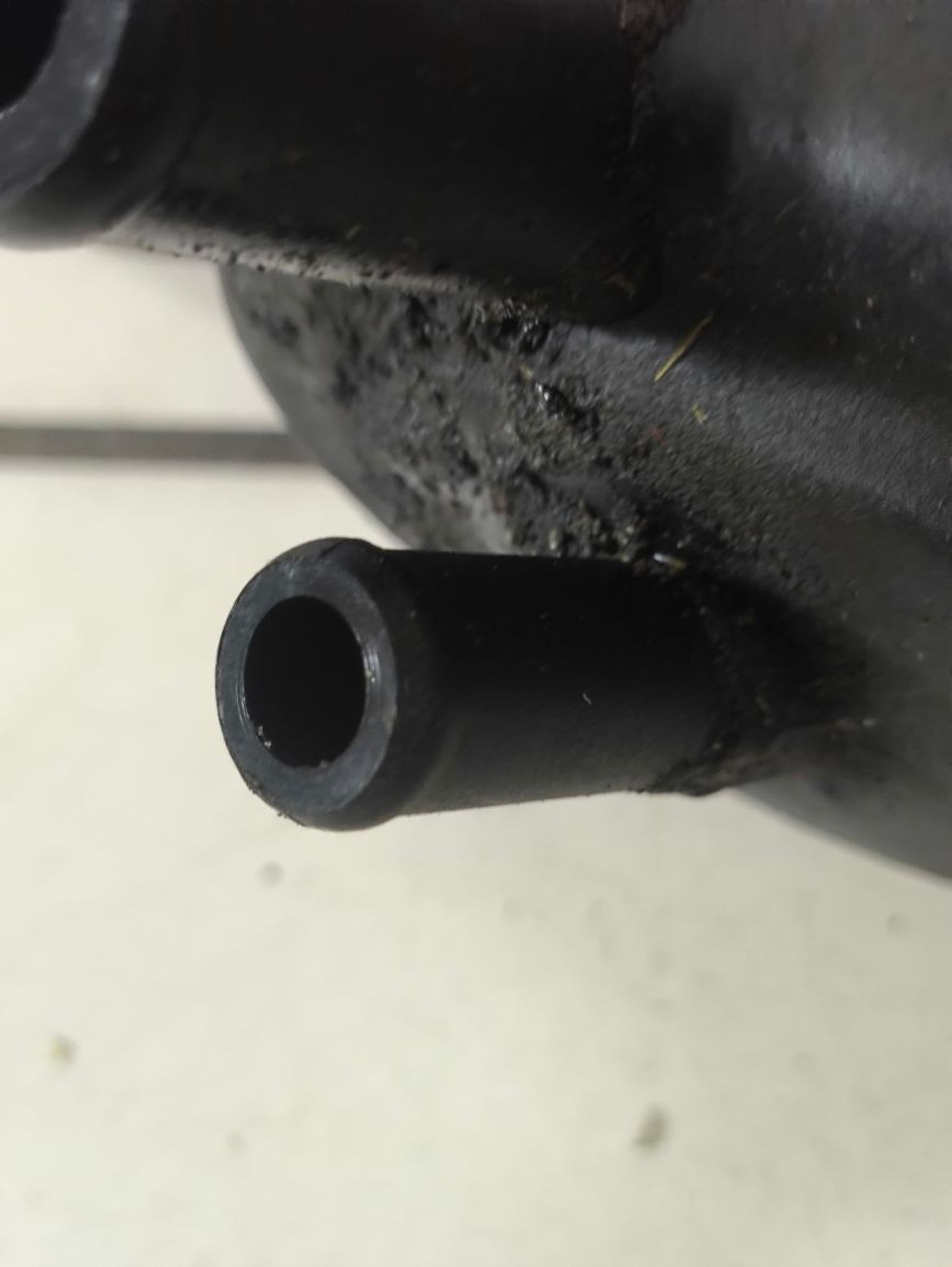 https://ycs.partsauto.market/partsauto-images/thmbs/userImages/a2d258a61cc08549ac0329b7373022c0/part/0f15edcc-168b-4fc8-82db-586664a31ada_1783412620437.jpg