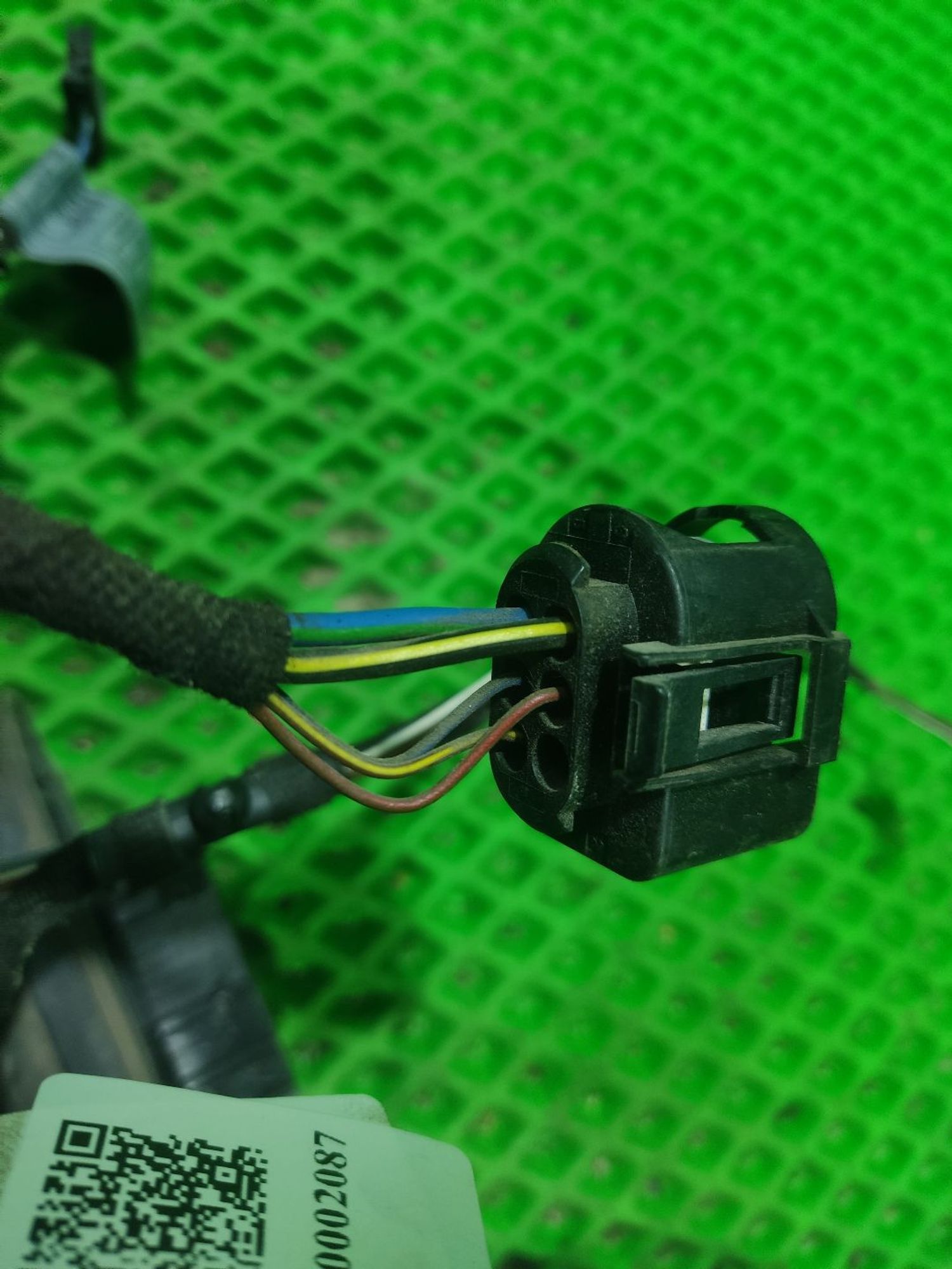 https://ycs.partsauto.market/partsauto-images/thmbs/userImages/a2d258a61cc08549ac0329b7373022c0/part/0f9627df-8768-4957-b65c-b2a43f315647_1771425632560.jpg