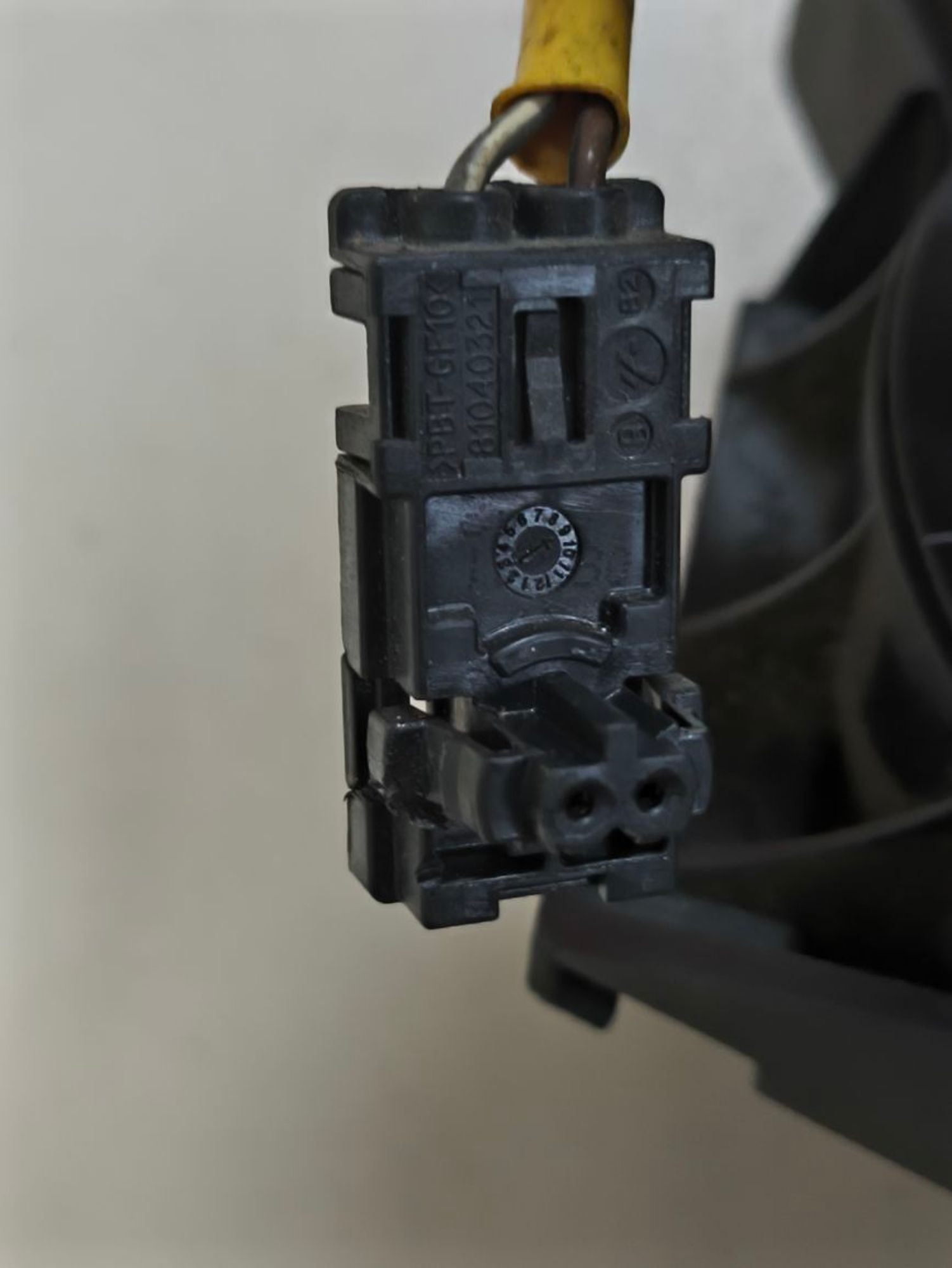 https://ycs.partsauto.market/partsauto-images/thmbs/userImages/a2d258a61cc08549ac0329b7373022c0/part/115793f7-f615-4f7e-8772-c37ce7ee9e81_1787050093562.jpg