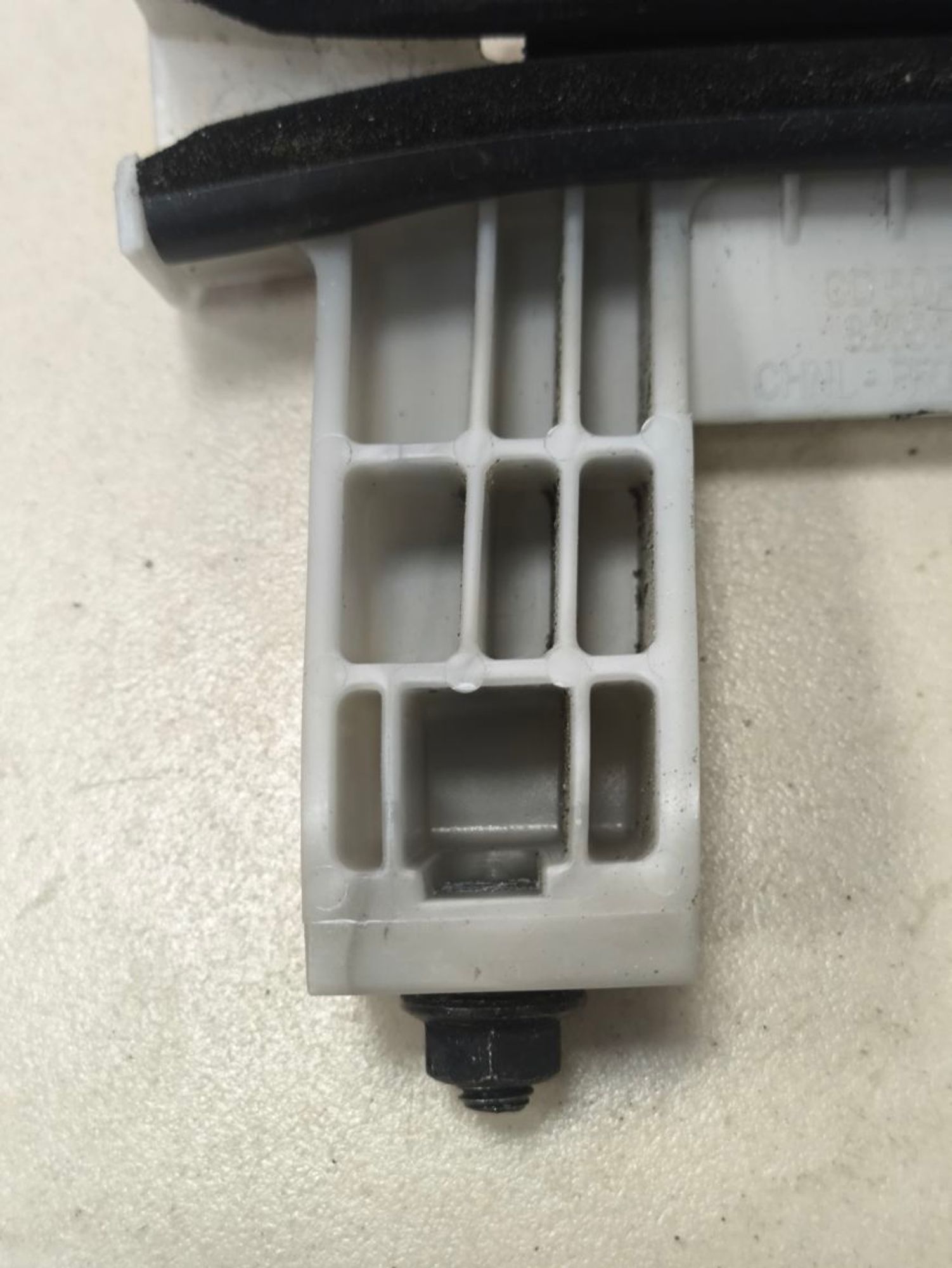 https://ycs.partsauto.market/partsauto-images/thmbs/userImages/a2d258a61cc08549ac0329b7373022c0/part/11e4dd05-126e-46cc-b797-51dd61d9501f_1784898389225.jpg