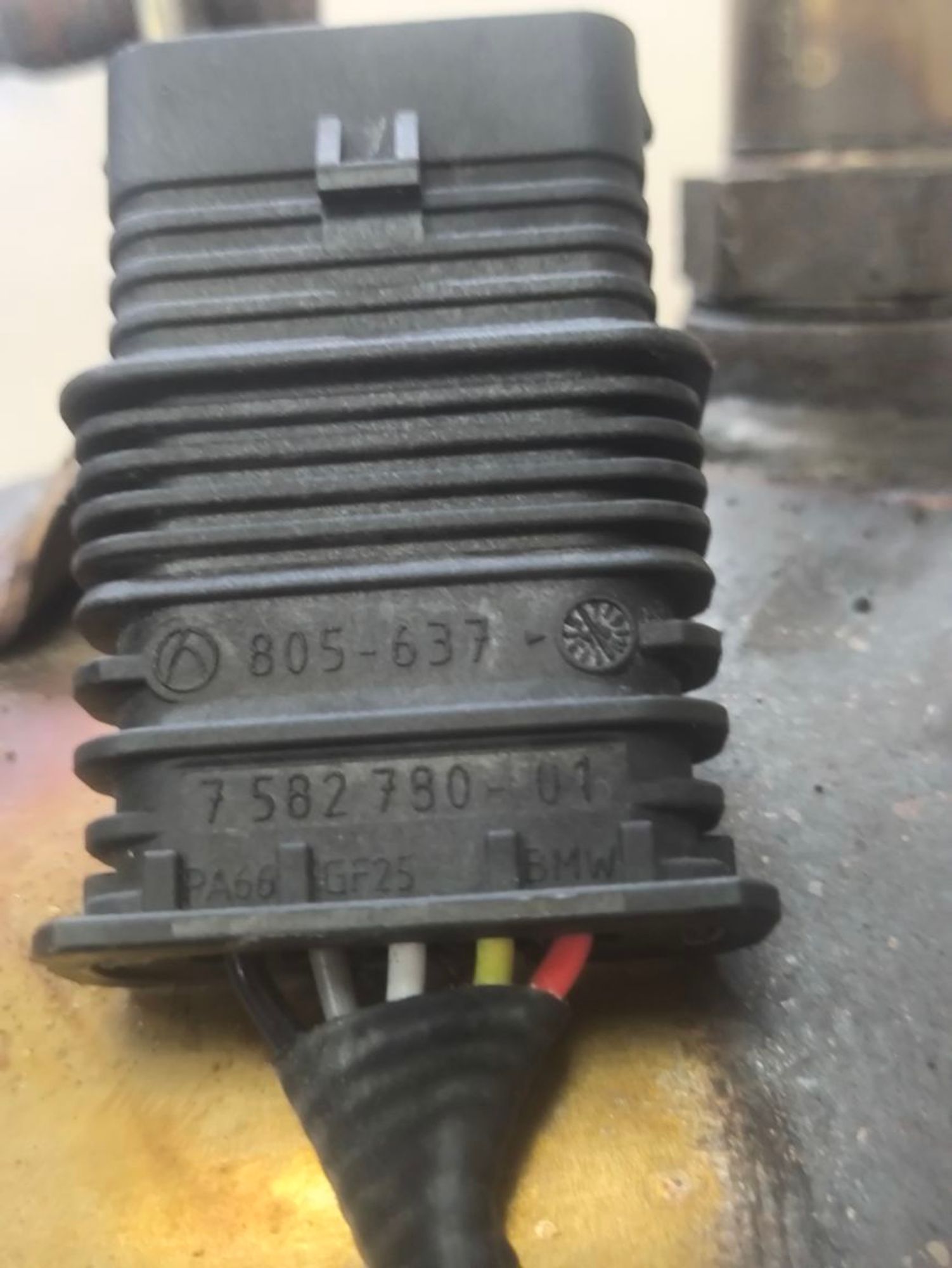 https://ycs.partsauto.market/partsauto-images/thmbs/userImages/a2d258a61cc08549ac0329b7373022c0/part/12d6a020-58c2-4d9c-af77-7a22fd6e1e50_1786014691493.jpg