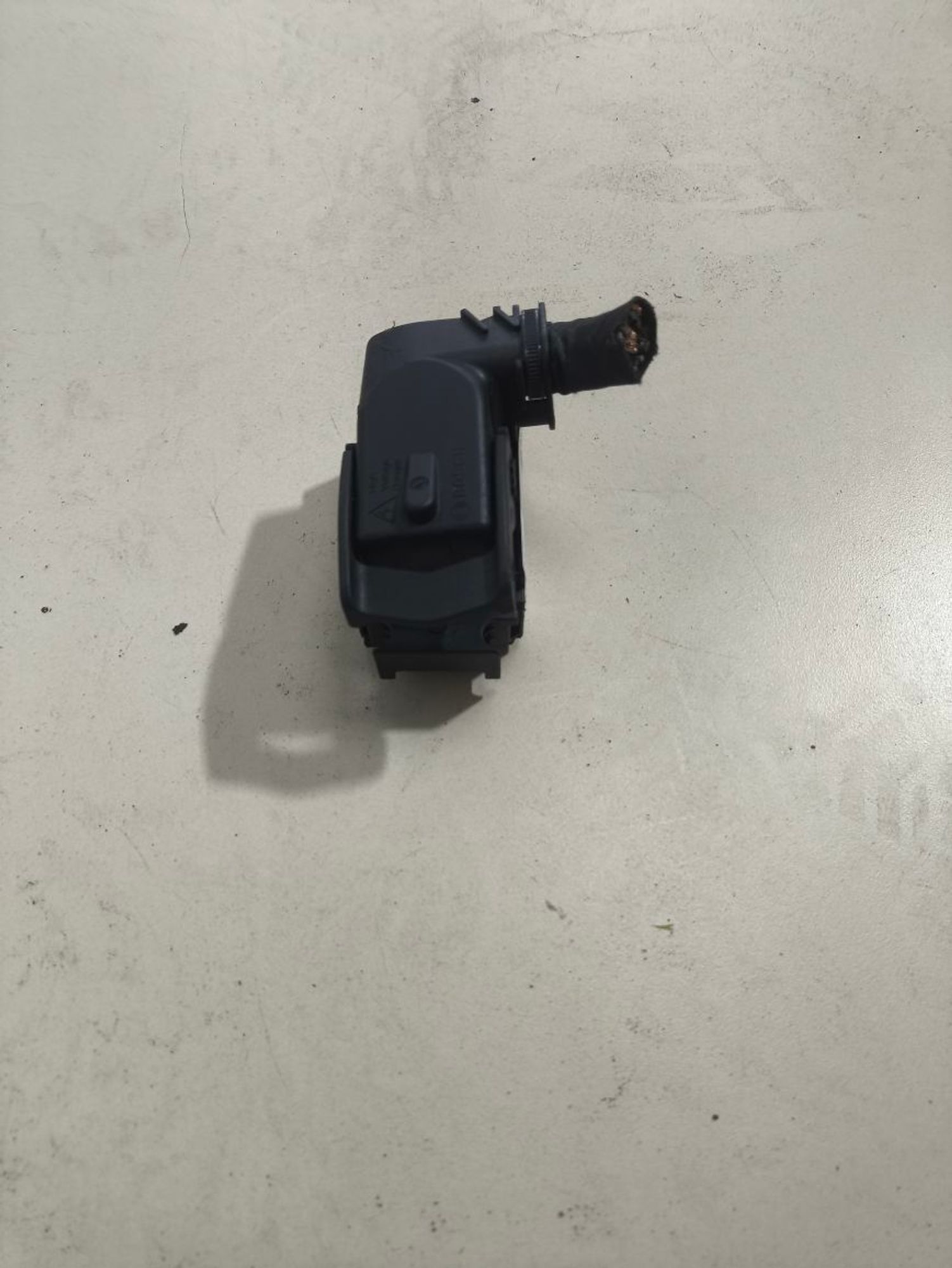 https://ycs.partsauto.market/partsauto-images/thmbs/userImages/a2d258a61cc08549ac0329b7373022c0/part/13b31664-0cdb-47d3-af26-d84d4078f38e_1780410537855.jpg