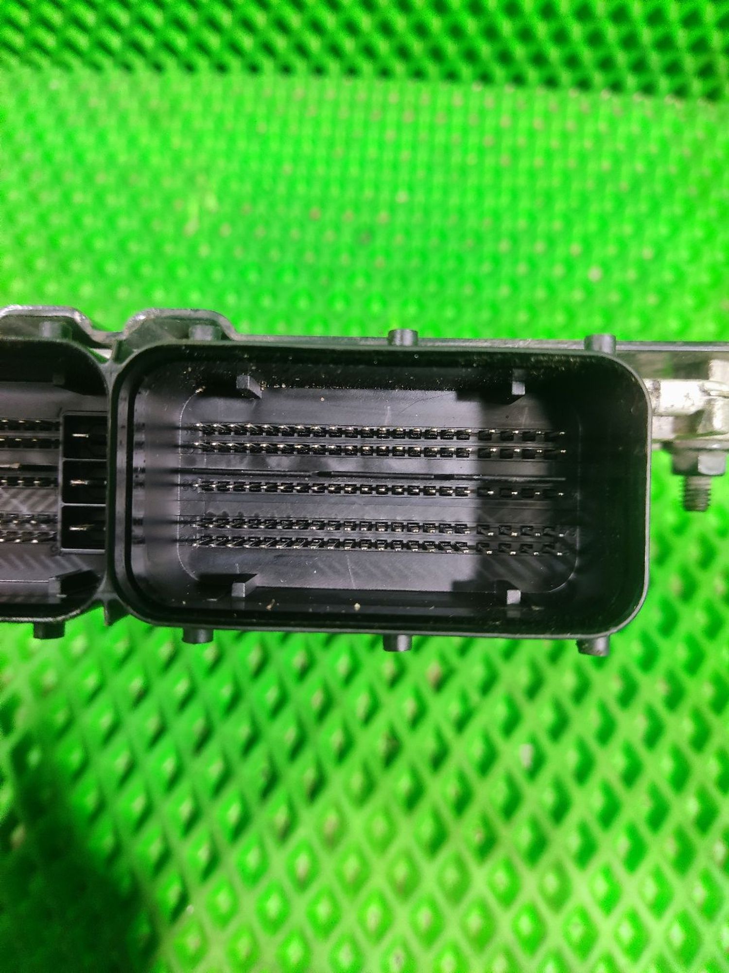 https://ycs.partsauto.market/partsauto-images/thmbs/userImages/a2d258a61cc08549ac0329b7373022c0/part/13bcf0a9-b3a2-46ee-94b0-5add62574aff_1776147500413.jpg