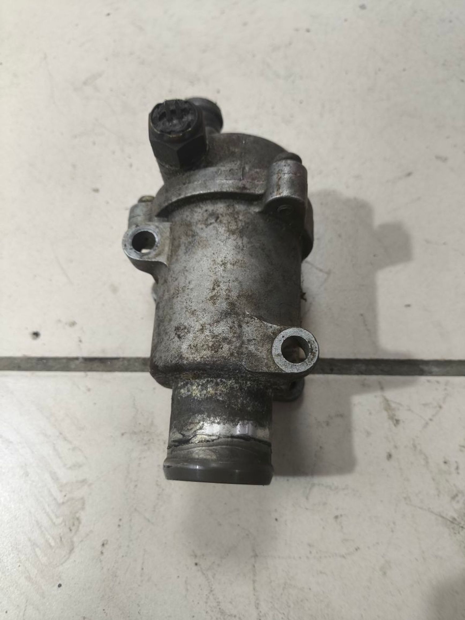 https://ycs.partsauto.market/partsauto-images/thmbs/userImages/a2d258a61cc08549ac0329b7373022c0/part/153e1a91-74e4-4515-9c55-49cdfa79a027_1782380189046.jpg