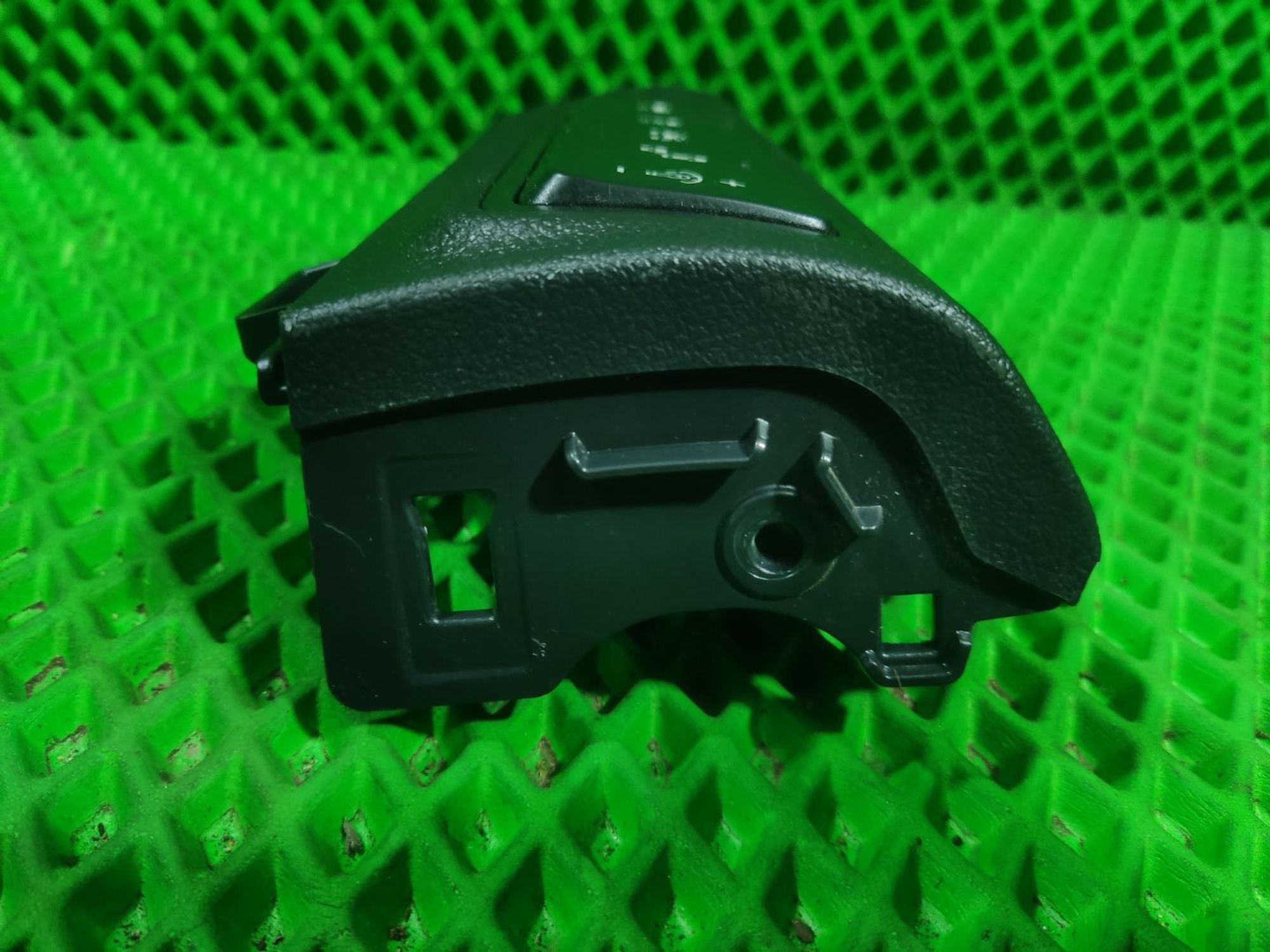 https://ycs.partsauto.market/partsauto-images/thmbs/userImages/a2d258a61cc08549ac0329b7373022c0/part/166e986a-4ecc-432a-8627-085a38ca3fce_1776086937162.jpg