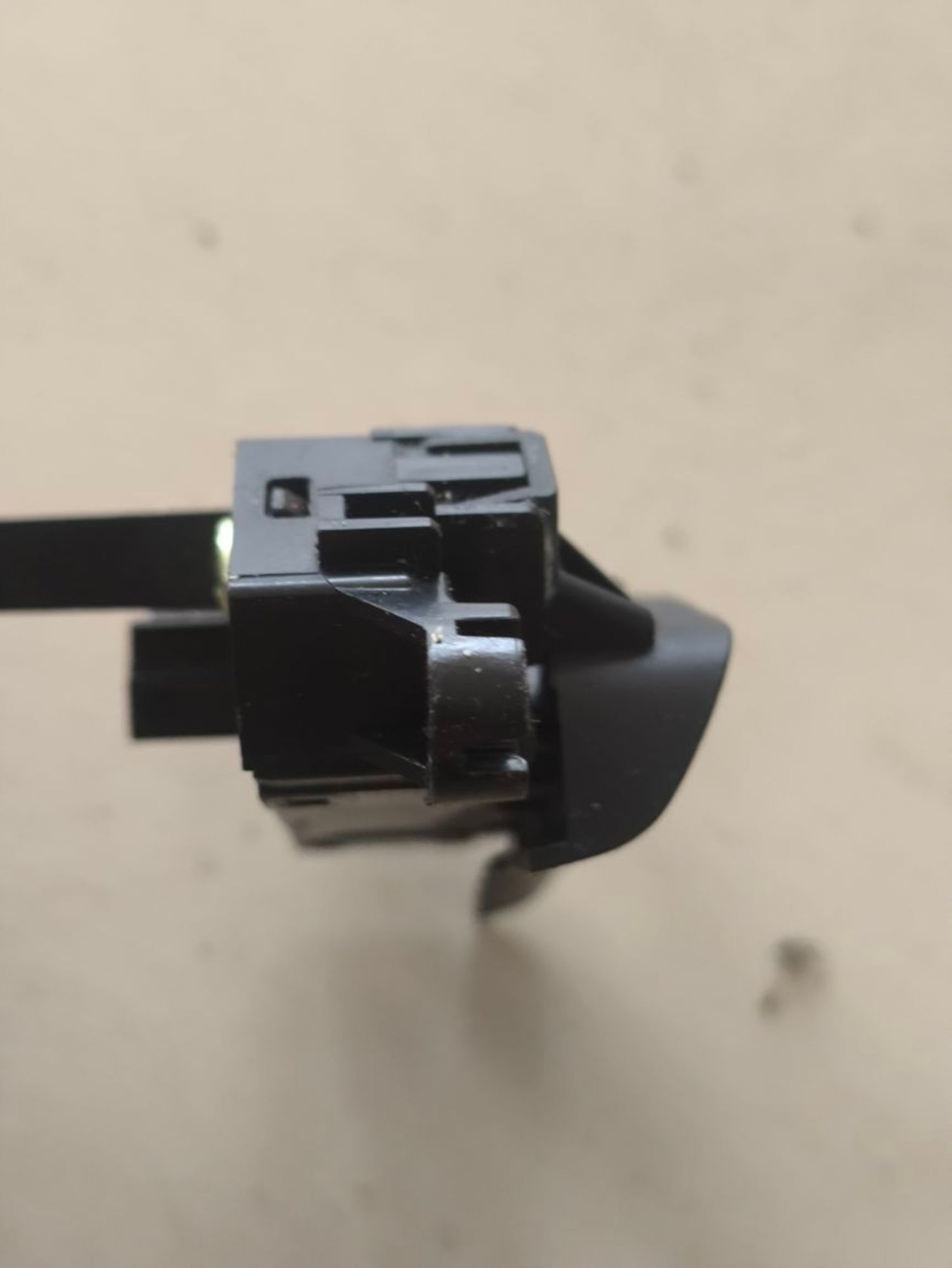 https://ycs.partsauto.market/partsauto-images/thmbs/userImages/a2d258a61cc08549ac0329b7373022c0/part/17bf1c46-dbb6-4f1c-aaf0-58c849089385_1782110465151.jpg