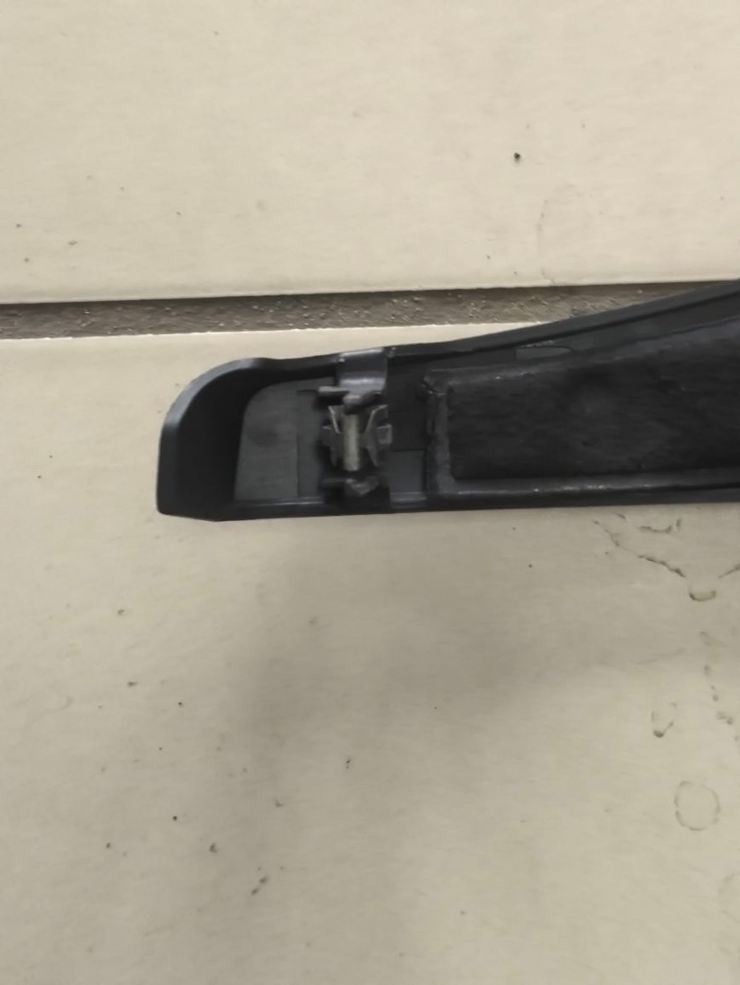 https://ycs.partsauto.market/partsauto-images/thmbs/userImages/a2d258a61cc08549ac0329b7373022c0/part/19bed01c-b24d-4e47-bcf9-24a77c9b4215_1784796417066.jpg