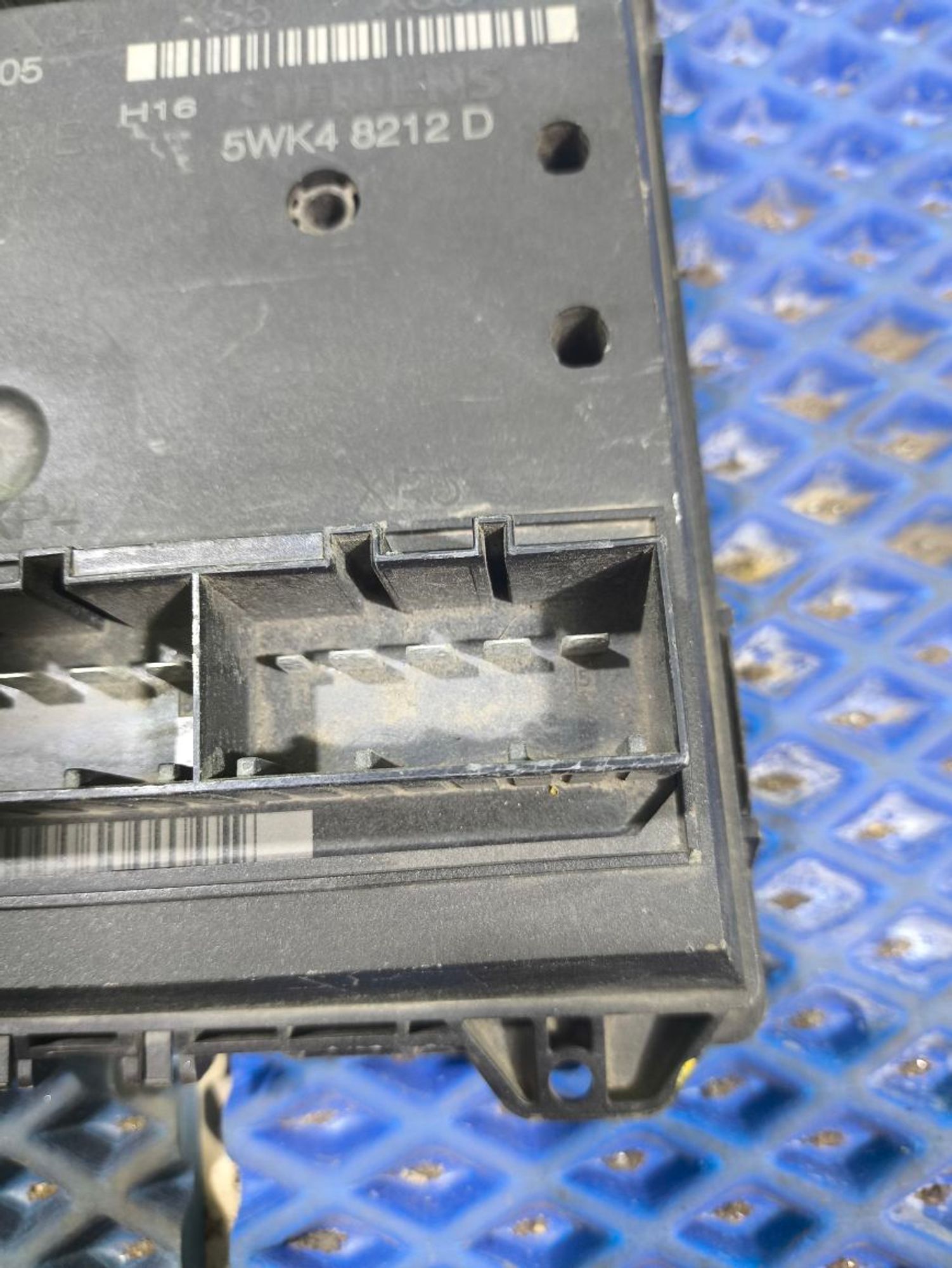 https://ycs.partsauto.market/partsauto-images/thmbs/userImages/a2d258a61cc08549ac0329b7373022c0/part/19efc912-1006-430c-b86a-31e22baff057_1779973614020.jpg