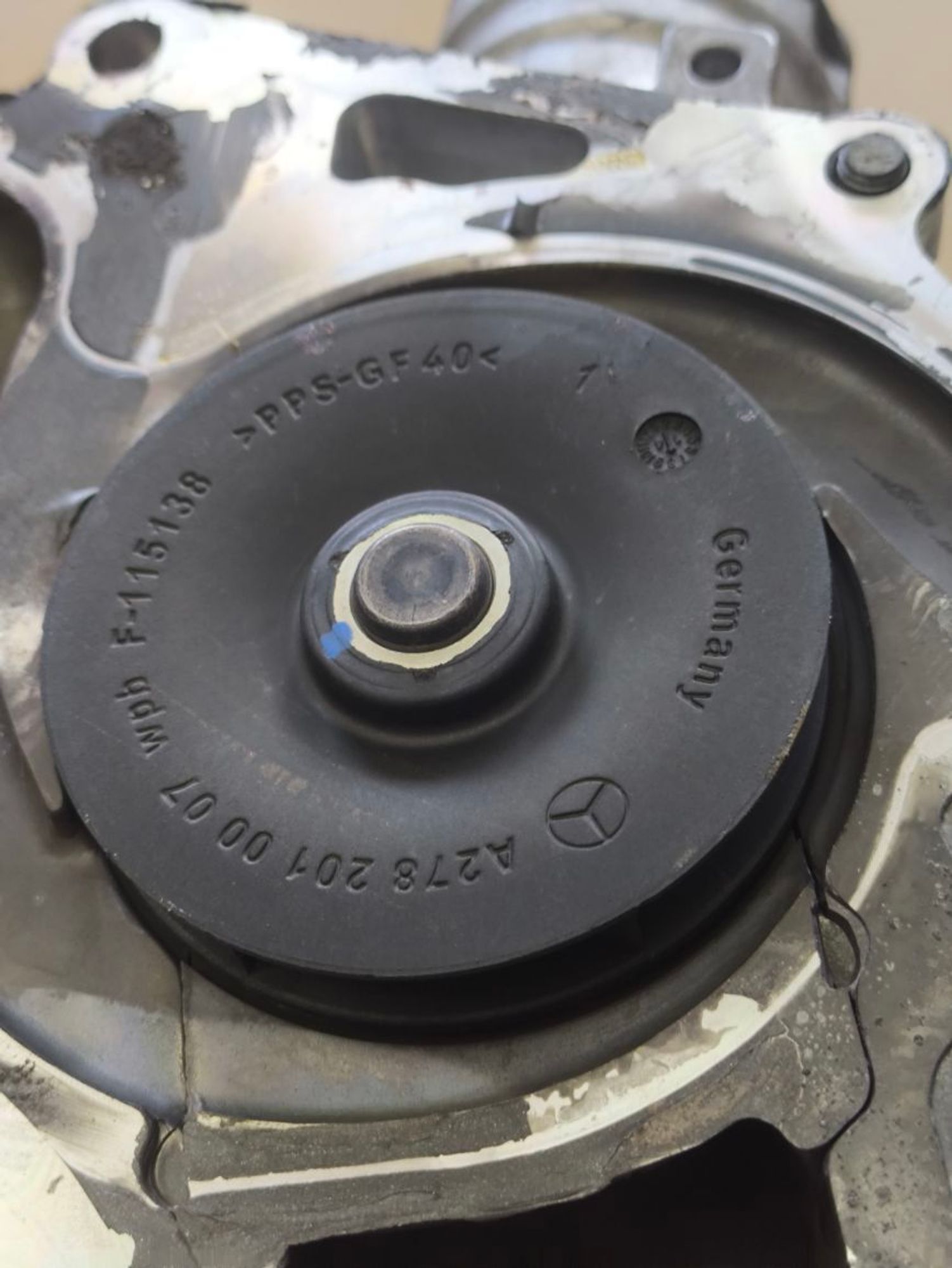 https://ycs.partsauto.market/partsauto-images/thmbs/userImages/a2d258a61cc08549ac0329b7373022c0/part/1addac09-0ff0-4efd-8742-6eae47400095_1784721990564.jpg