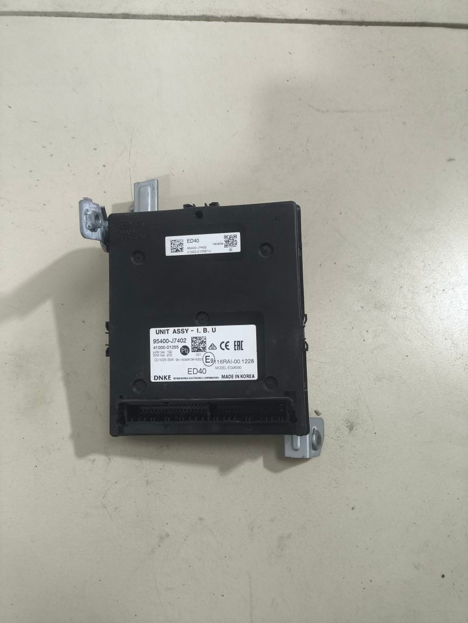 https://ycs.partsauto.market/partsauto-images/thmbs/userImages/a2d258a61cc08549ac0329b7373022c0/part/1ae013ea-05ec-4ea7-b62f-a18fef9d8110_1780585119245.jpg
