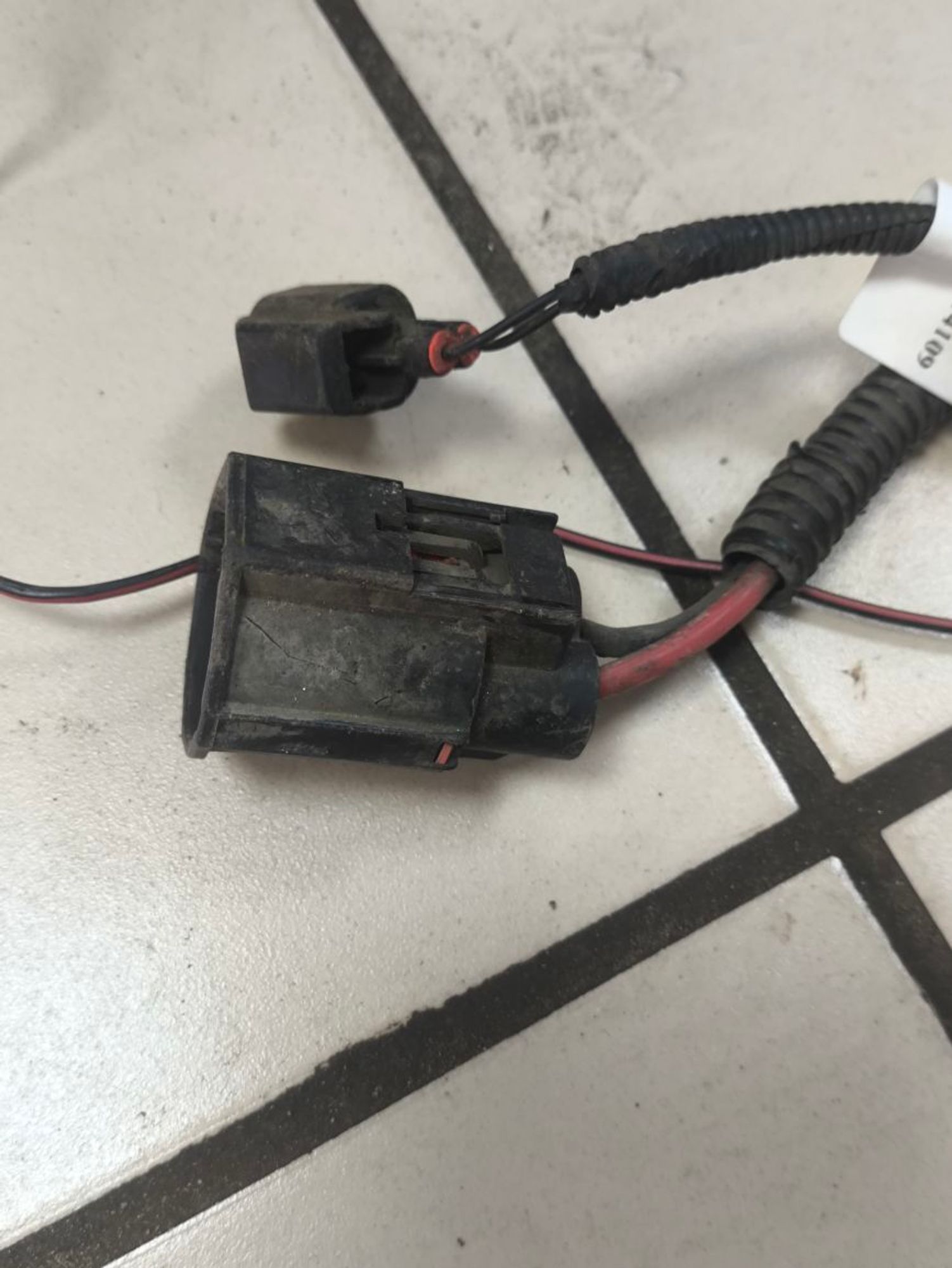 https://ycs.partsauto.market/partsauto-images/thmbs/userImages/a2d258a61cc08549ac0329b7373022c0/part/1b7bdc06-1182-46cf-b1dc-6a6030d652b0_1781679300337.jpg