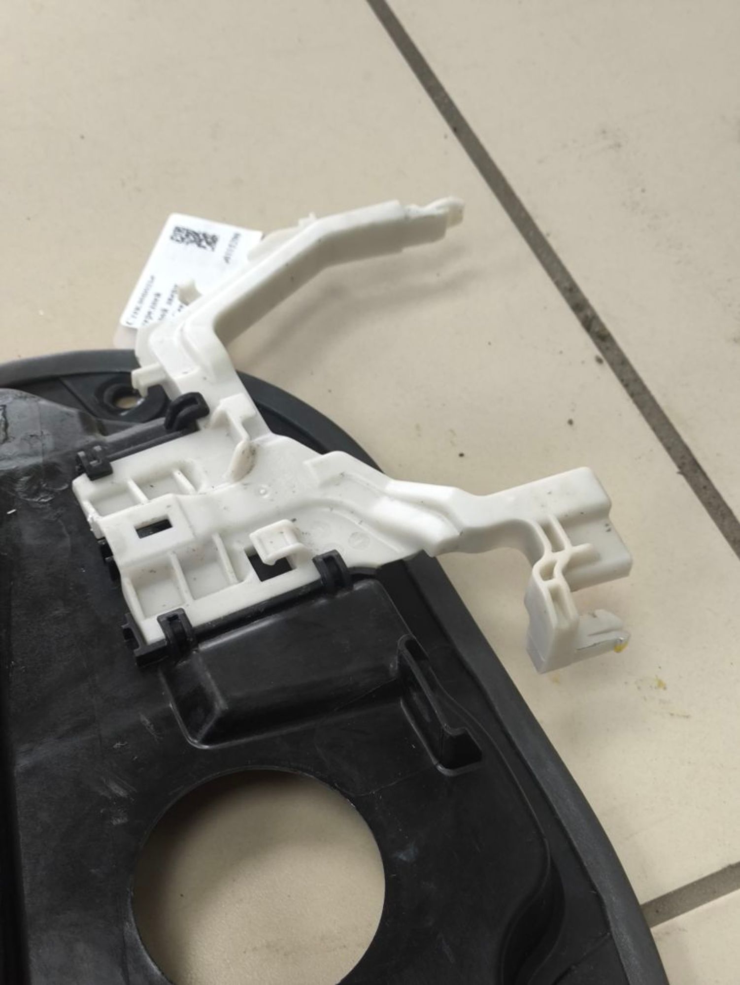 https://ycs.partsauto.market/partsauto-images/thmbs/userImages/a2d258a61cc08549ac0329b7373022c0/part/1d436004-f72b-484e-84ce-8ae858ac97a6_1784902717809.jpg
