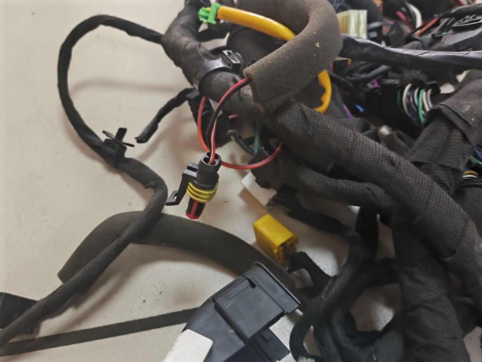 https://ycs.partsauto.market/partsauto-images/thmbs/userImages/a2d258a61cc08549ac0329b7373022c0/part/1e6dc5fa-5ccd-4f24-98a5-4fc1c4a228b5_1781682364834.jpg
