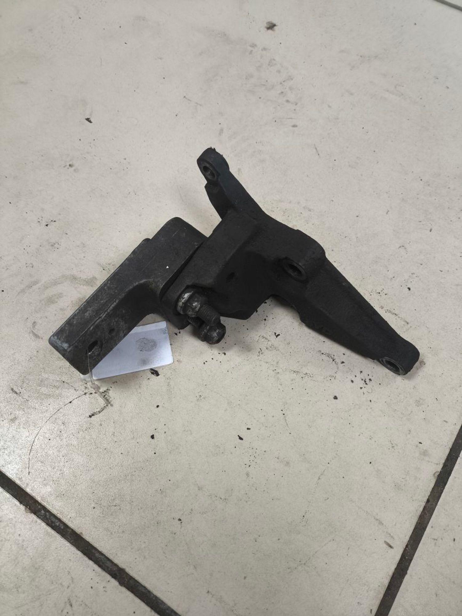 https://ycs.partsauto.market/partsauto-images/thmbs/userImages/a2d258a61cc08549ac0329b7373022c0/part/220e2114-34b8-4ef2-826f-90c0cf2c8f36_1787039763680.jpg