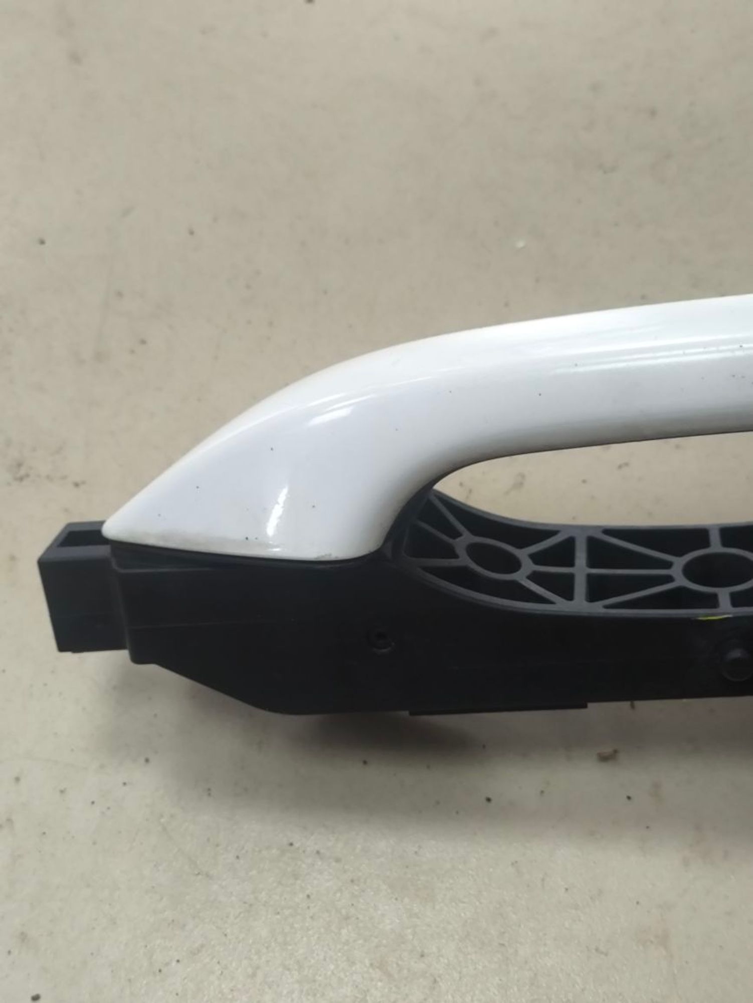 https://ycs.partsauto.market/partsauto-images/thmbs/userImages/a2d258a61cc08549ac0329b7373022c0/part/2280d68b-7f26-4930-bf8d-f9671421a252_1785491192653.jpg