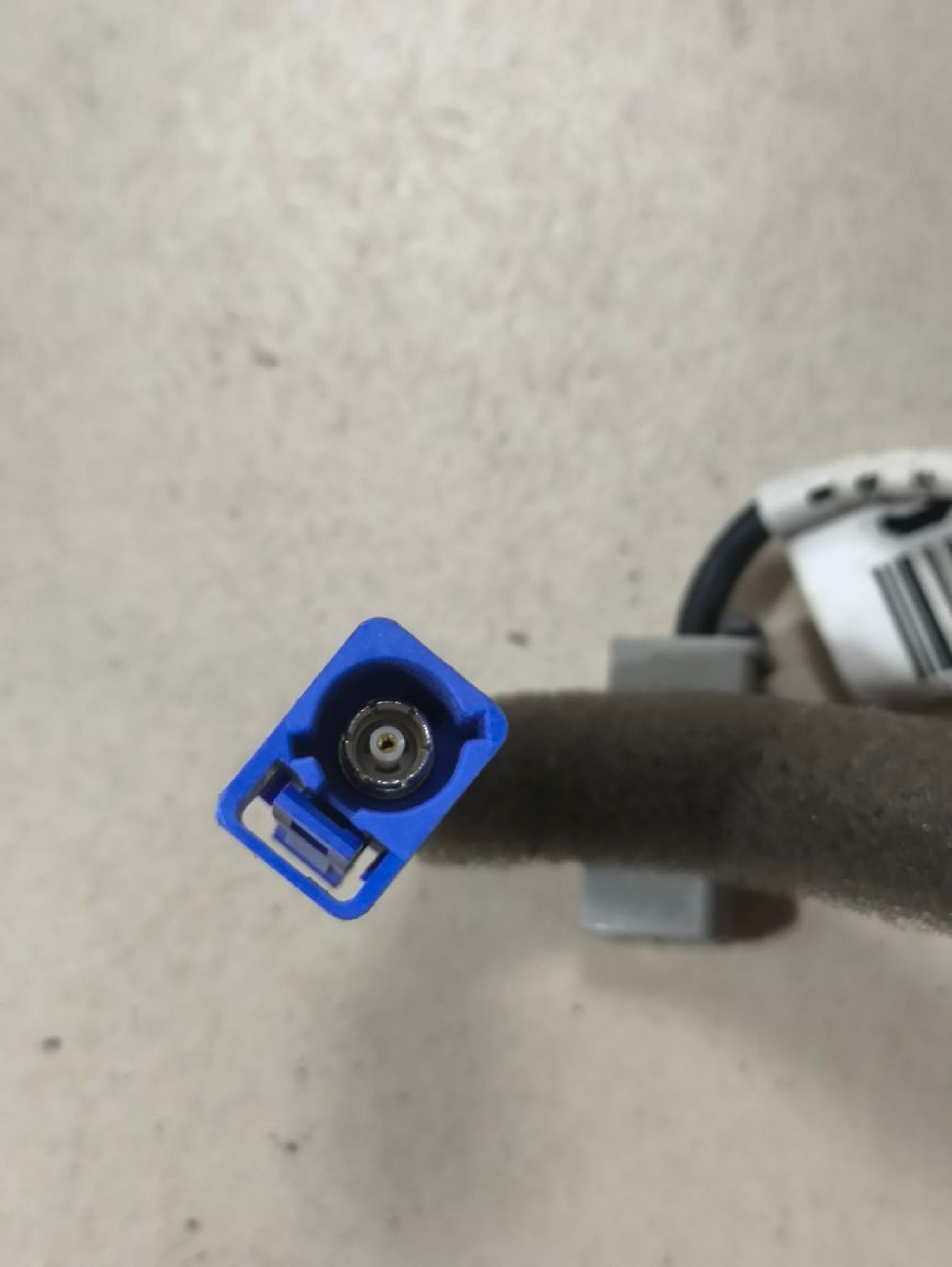 https://ycs.partsauto.market/partsauto-images/thmbs/userImages/a2d258a61cc08549ac0329b7373022c0/part/2304b63c-1046-46c2-8e43-34b1e3c07b74_1782298907047.jpg