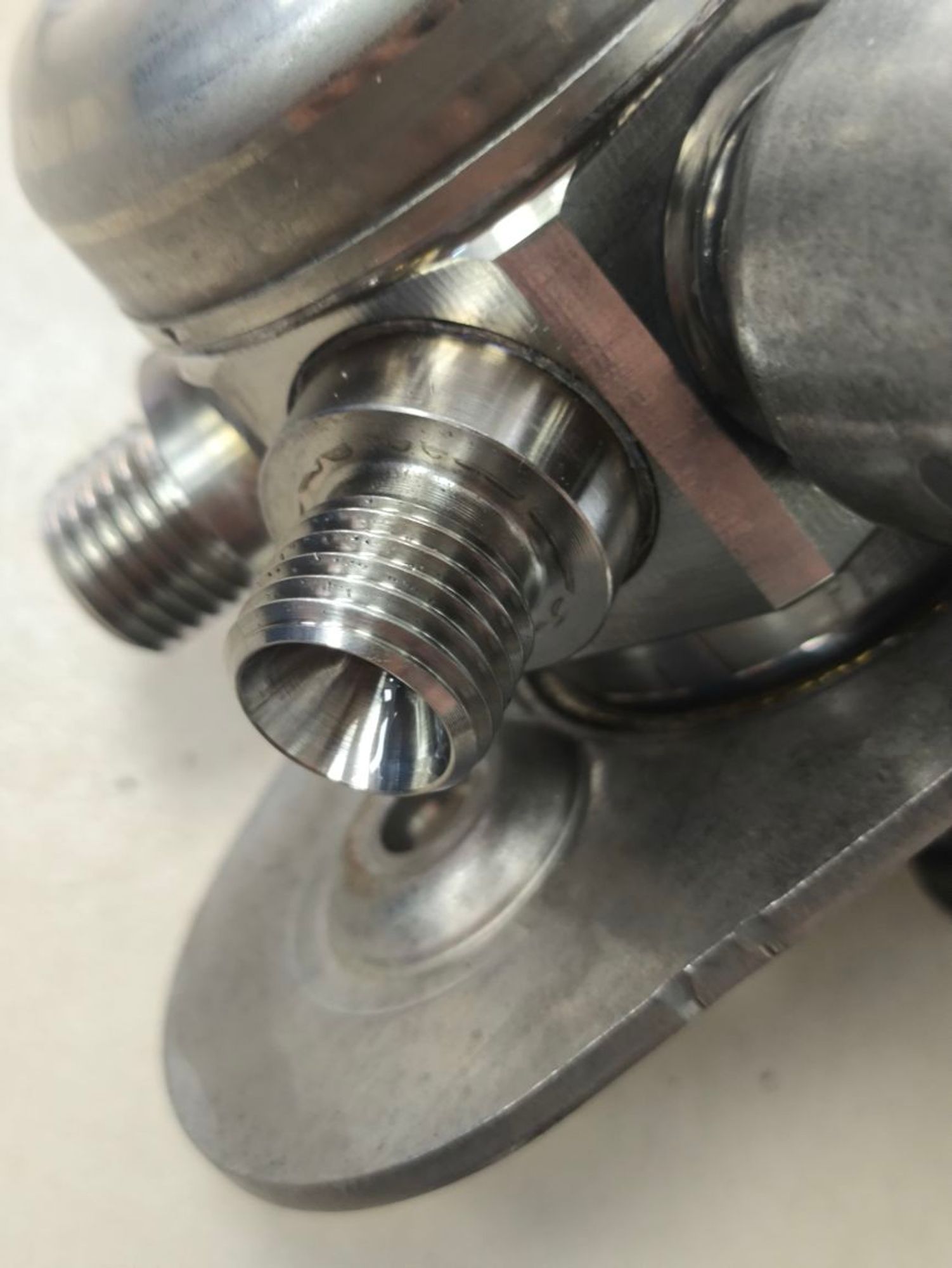 https://ycs.partsauto.market/partsauto-images/thmbs/userImages/a2d258a61cc08549ac0329b7373022c0/part/23c28edf-8145-4cca-937a-08d86366fd71_1785939403128.jpg