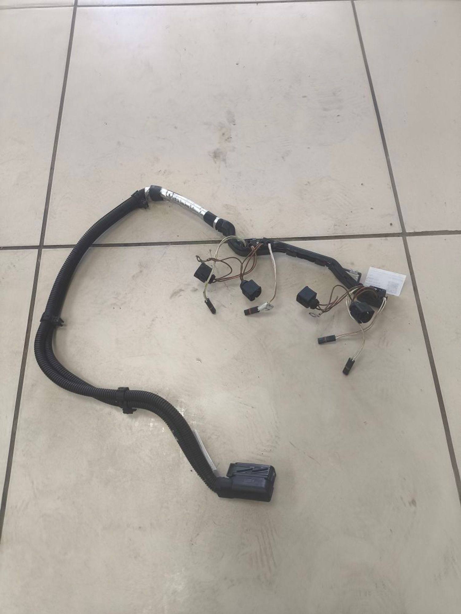 https://ycs.partsauto.market/partsauto-images/thmbs/userImages/a2d258a61cc08549ac0329b7373022c0/part/25d67f5d-477d-4a5b-9864-26f2f2a28133_1786023014428.jpg