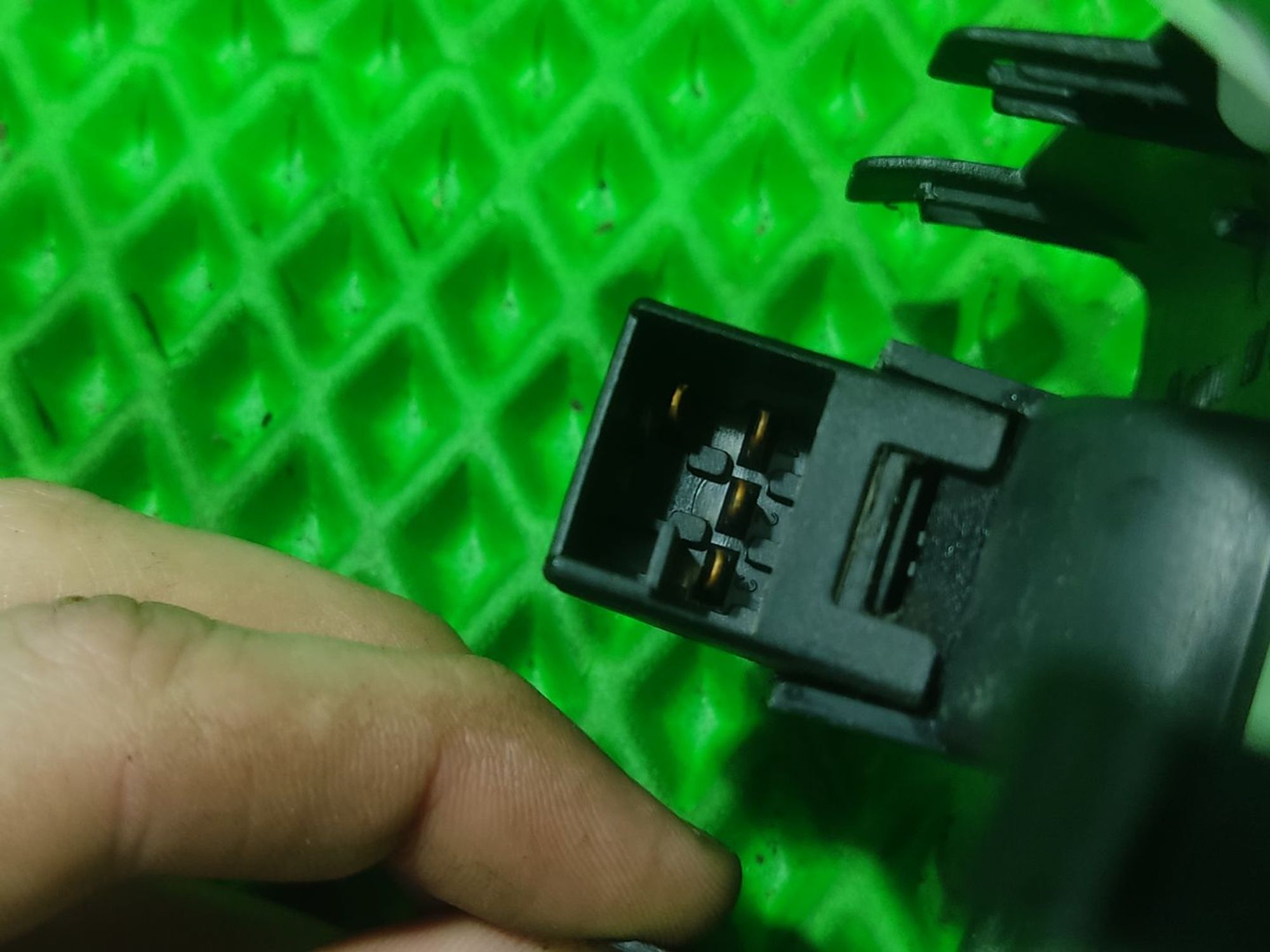 Кнопка стеклоподъемника задняя левая Skoda Fabia I, 1300 рублей, Тамбов