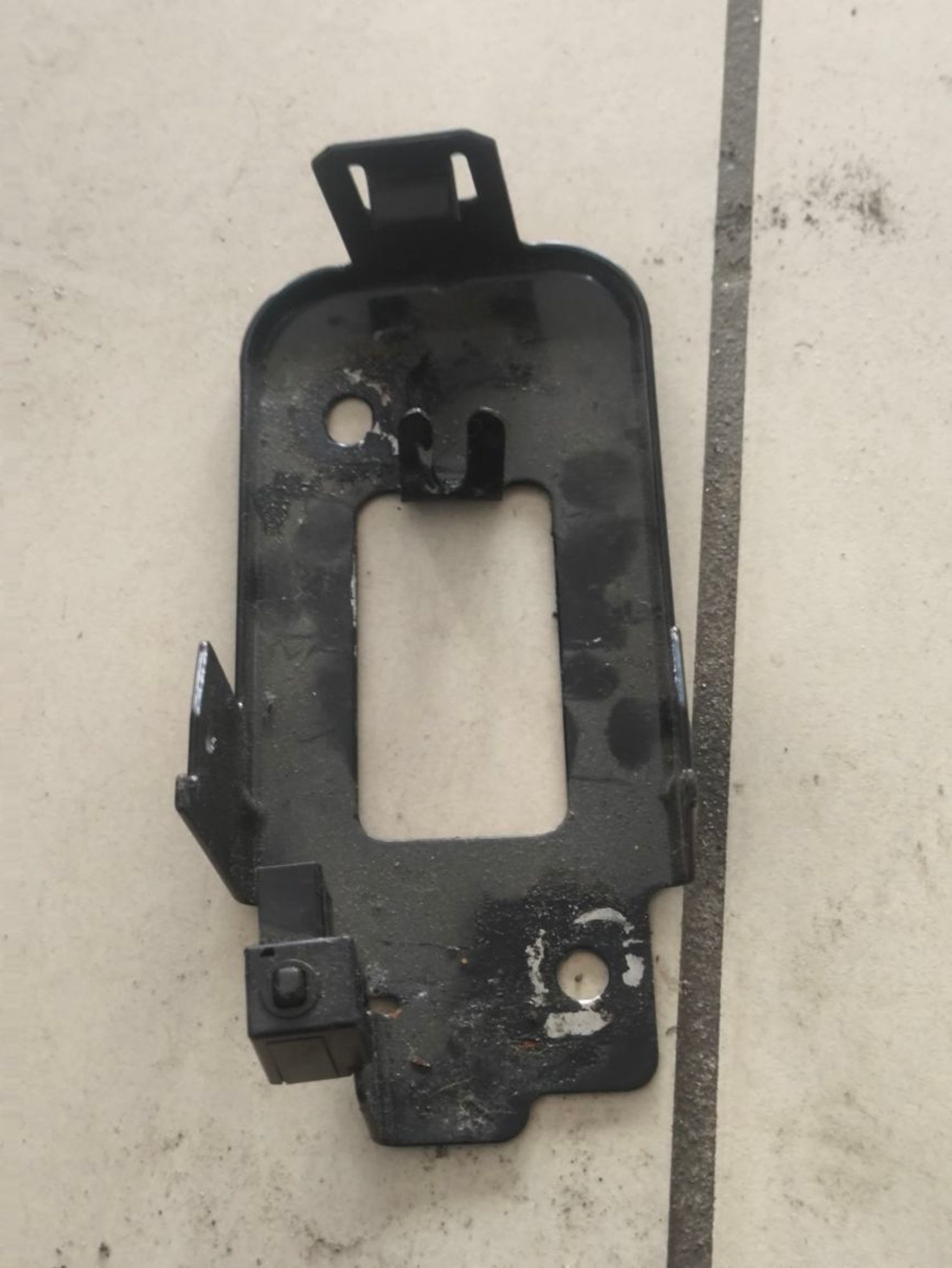 https://ycs.partsauto.market/partsauto-images/thmbs/userImages/a2d258a61cc08549ac0329b7373022c0/part/26d12178-b776-4cbc-ab42-9d3101b9eade_1785482526975.jpg