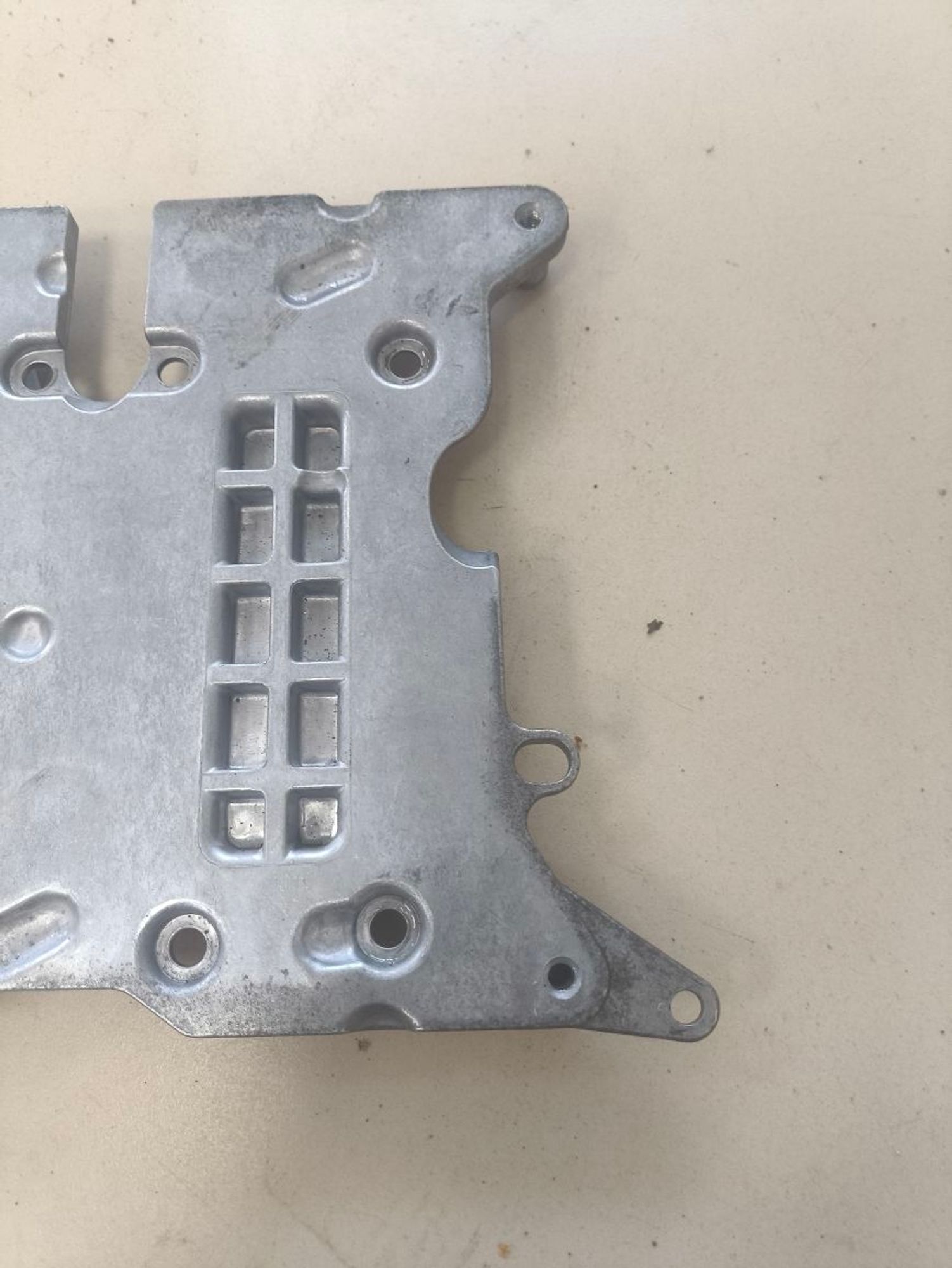 https://ycs.partsauto.market/partsauto-images/thmbs/userImages/a2d258a61cc08549ac0329b7373022c0/part/272dcd26-d0da-44b0-a449-14cdd47668c8_1786021965574.jpg