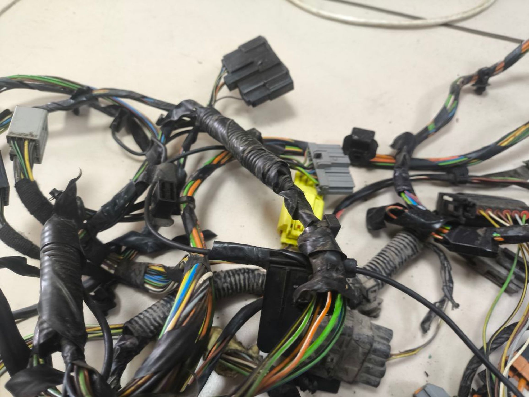https://ycs.partsauto.market/partsauto-images/thmbs/userImages/a2d258a61cc08549ac0329b7373022c0/part/278b74ec-2399-4603-af1a-cc0bf2e86f50_1781684229896.jpg