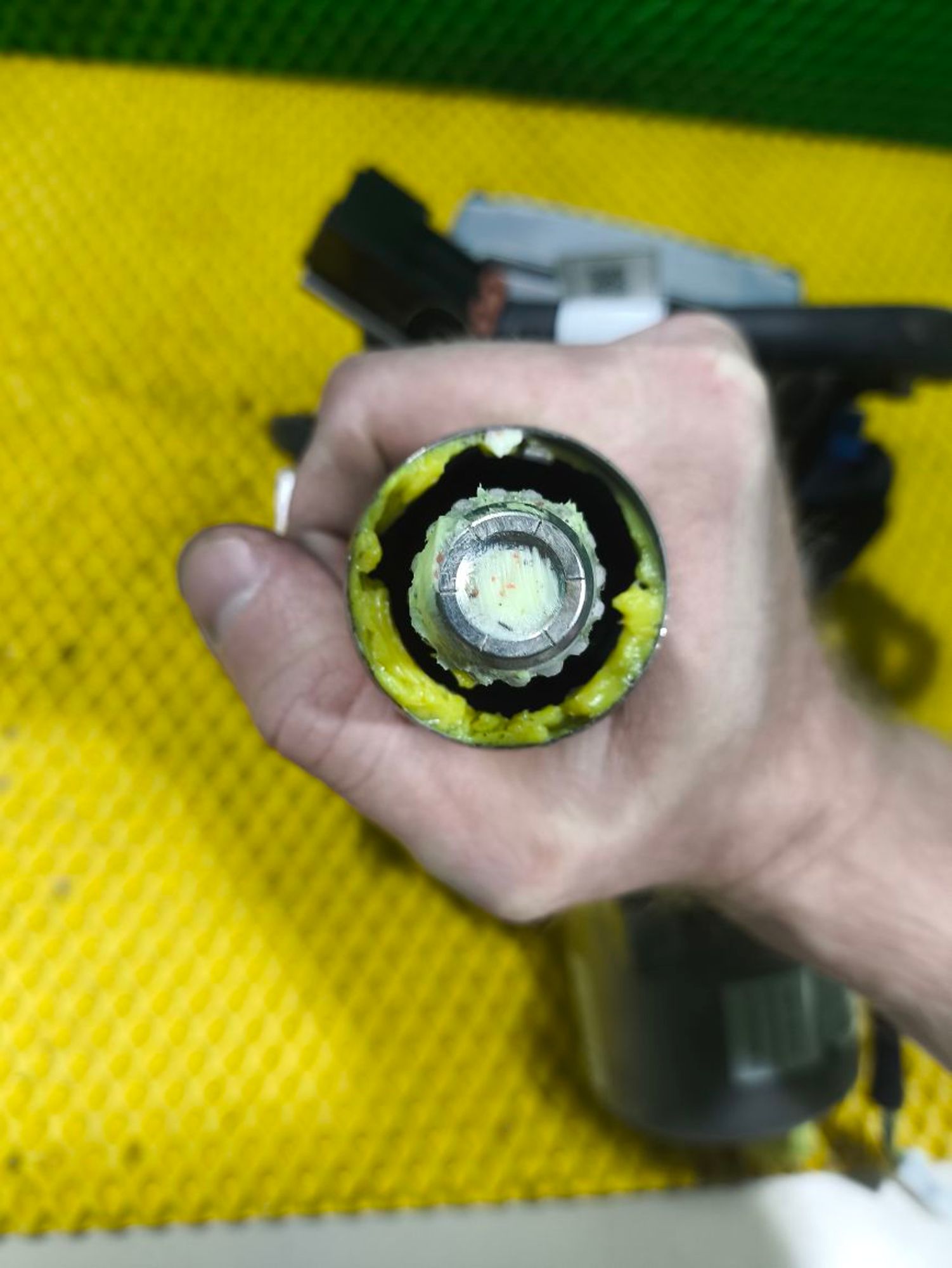 https://ycs.partsauto.market/partsauto-images/thmbs/userImages/a2d258a61cc08549ac0329b7373022c0/part/27bdf54d-86bf-4caf-86b4-bad4adffb4c6_1779866366860.jpg