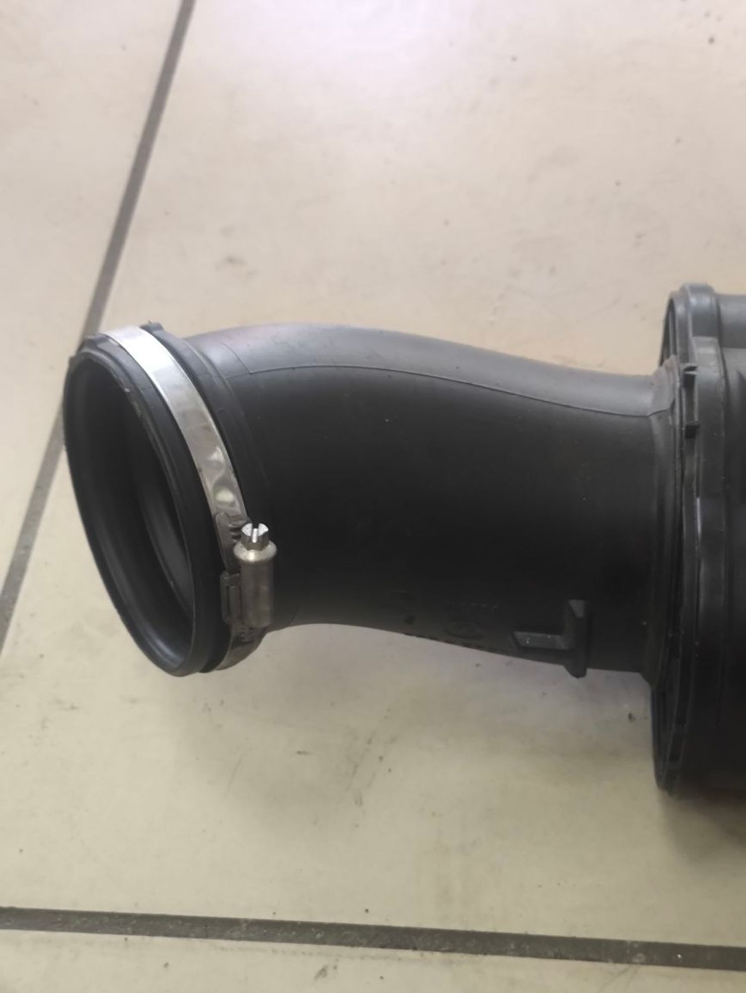 https://ycs.partsauto.market/partsauto-images/thmbs/userImages/a2d258a61cc08549ac0329b7373022c0/part/28a2bb6f-a447-458d-bcca-b20c23806067_1786010895469.jpg