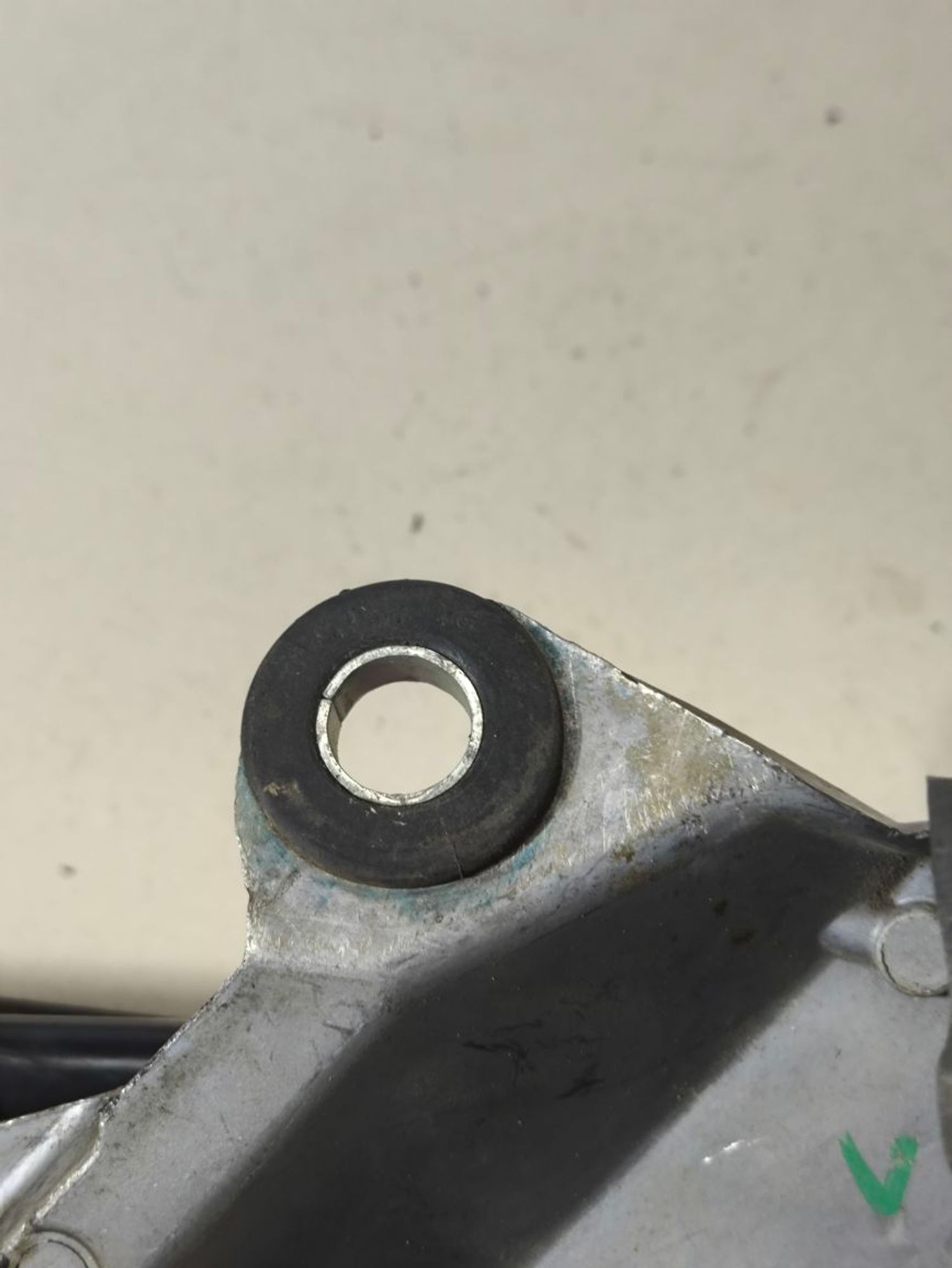 https://ycs.partsauto.market/partsauto-images/thmbs/userImages/a2d258a61cc08549ac0329b7373022c0/part/28d8923a-1cd0-406f-9c67-7565fe5df7f5_1783339062198.jpg
