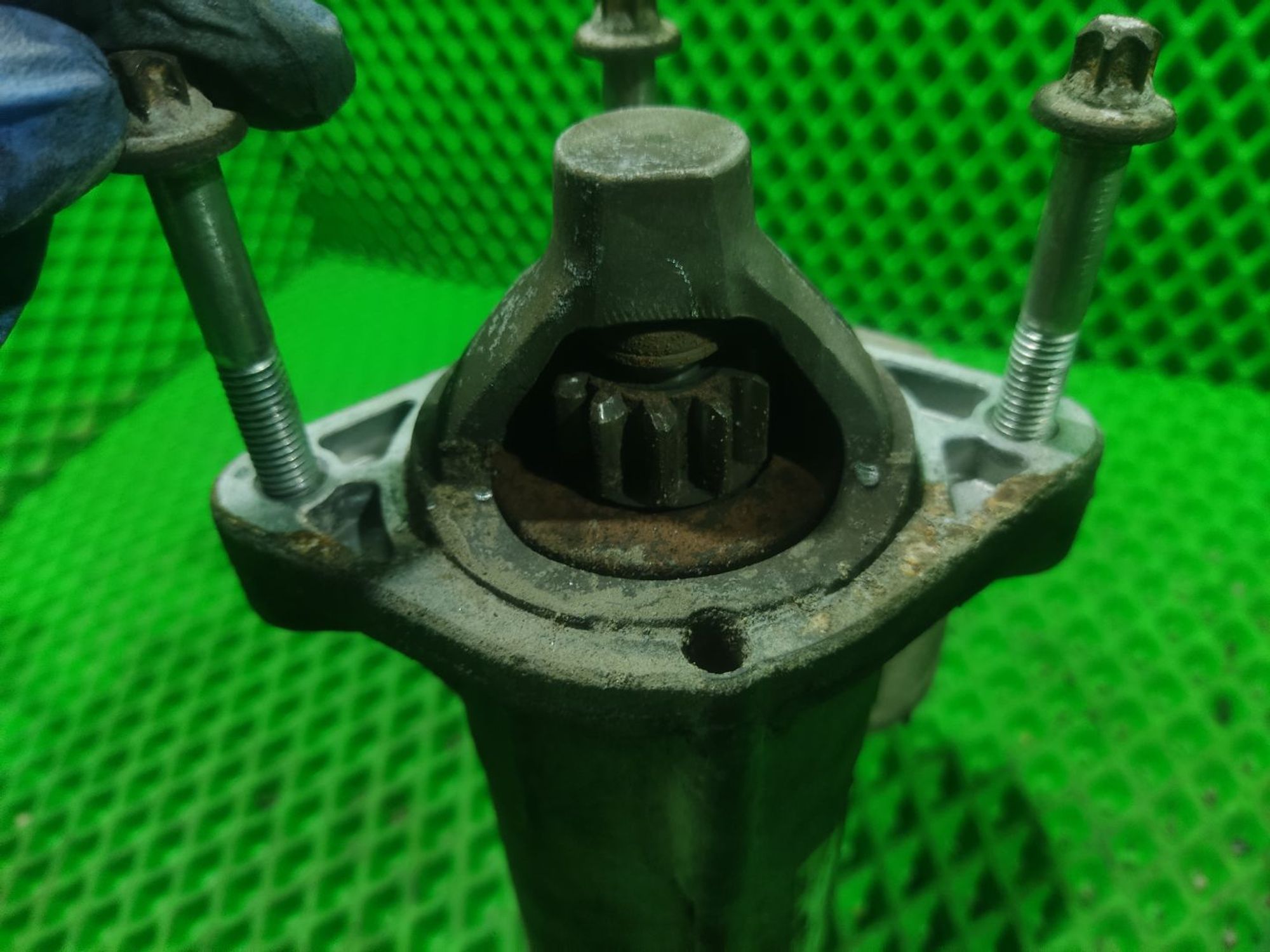 https://ycs.partsauto.market/partsauto-images/thmbs/userImages/a2d258a61cc08549ac0329b7373022c0/part/2930180b-cb44-4717-9eca-b92c356089a8_1771244032580.jpg