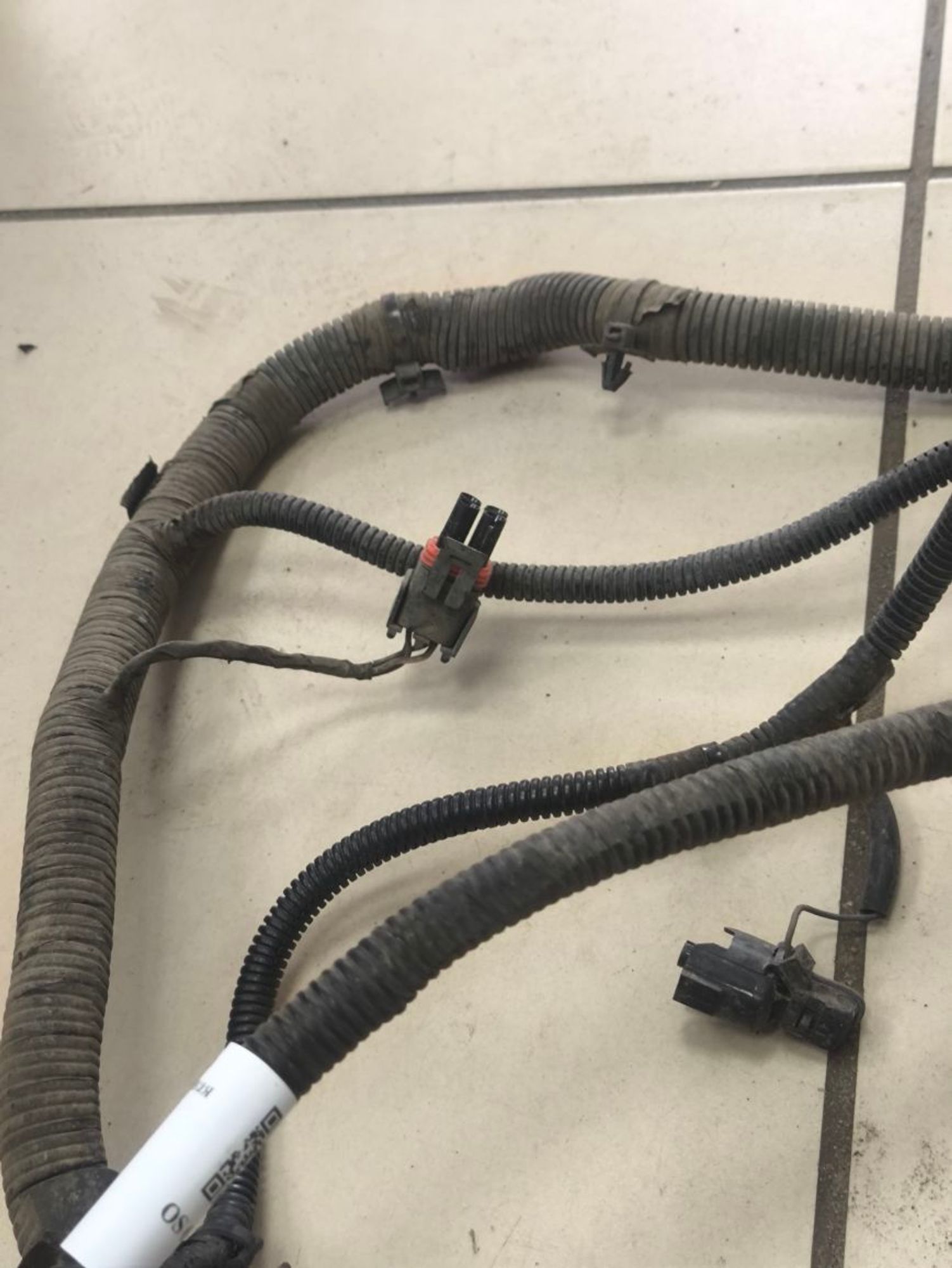 https://ycs.partsauto.market/partsauto-images/thmbs/userImages/a2d258a61cc08549ac0329b7373022c0/part/296787ba-651d-498b-bd56-f9a14d01b540_1785487748601.jpg