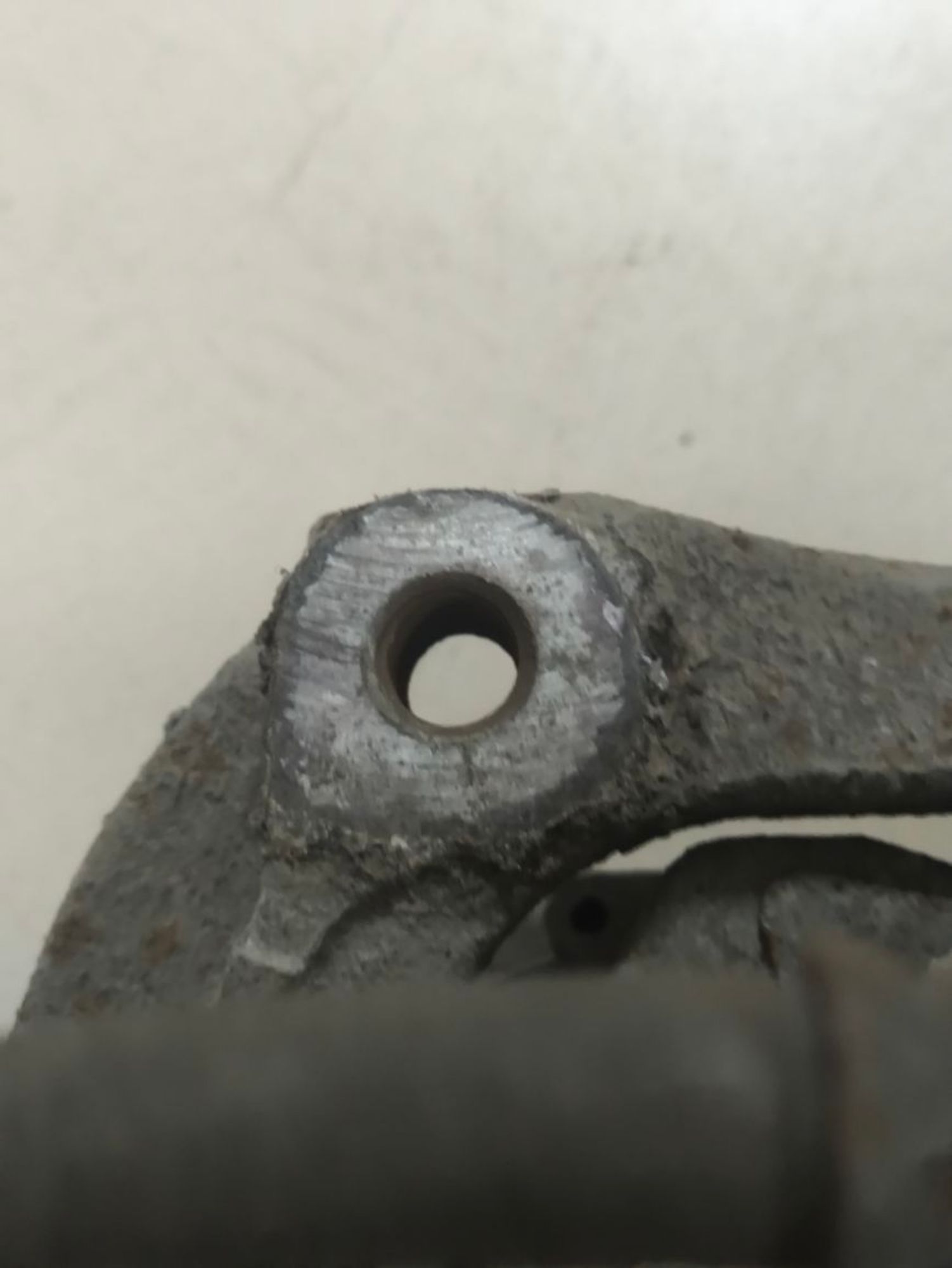 https://ycs.partsauto.market/partsauto-images/thmbs/userImages/a2d258a61cc08549ac0329b7373022c0/part/2b7842c0-a4f1-4195-91e9-2267a12880bf_1787232058696.jpg