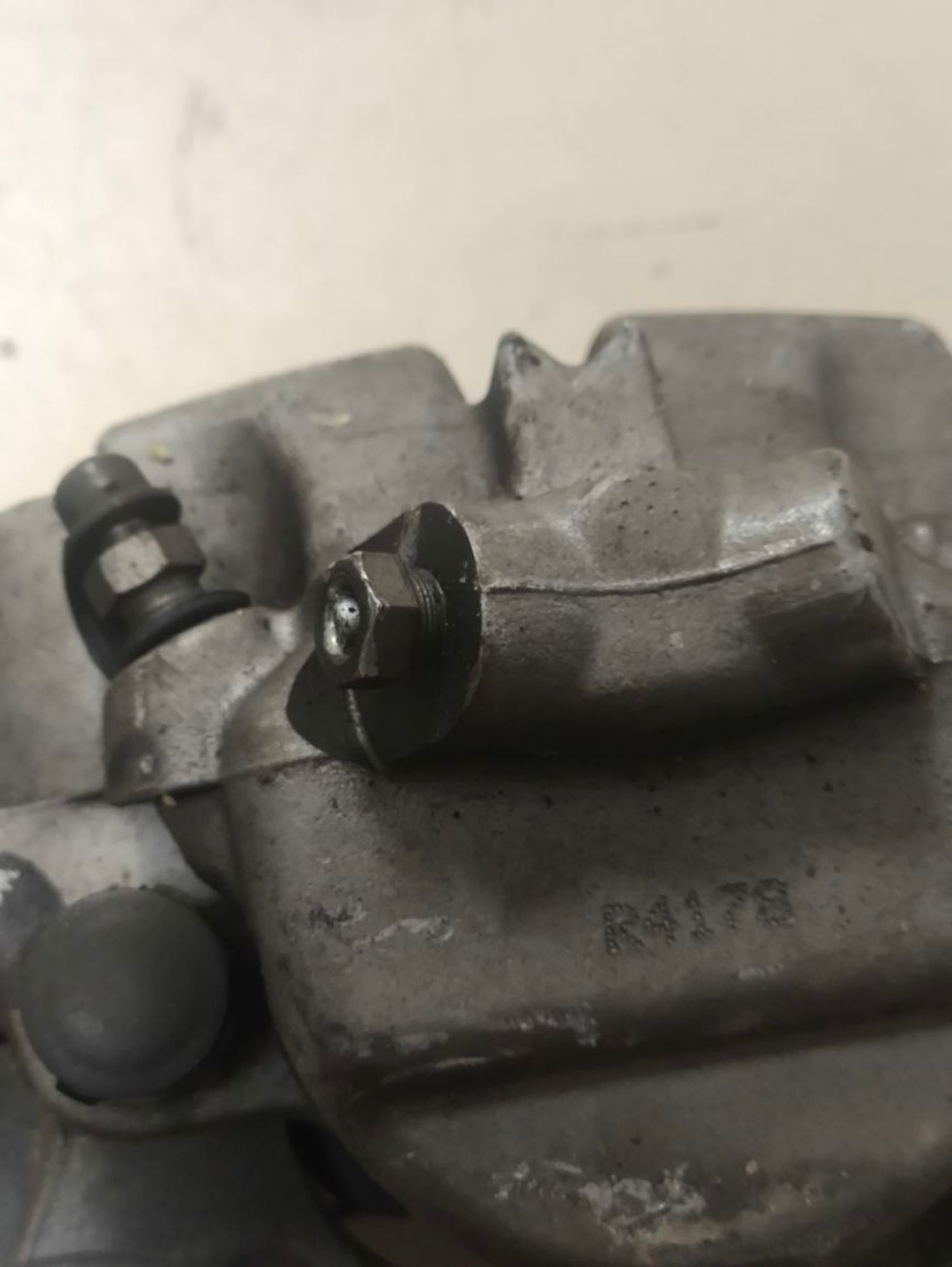 https://ycs.partsauto.market/partsauto-images/thmbs/userImages/a2d258a61cc08549ac0329b7373022c0/part/2ba3e9fb-c652-42f4-89a1-bd400a535c0c_1787235946680.jpg