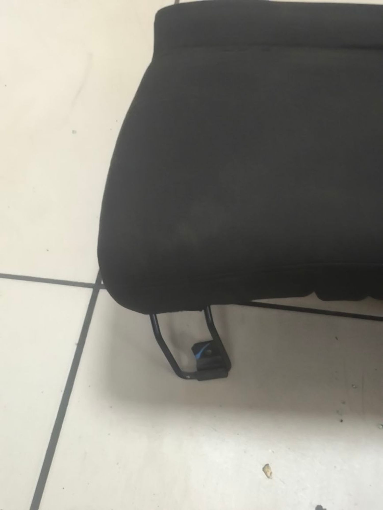 https://ycs.partsauto.market/partsauto-images/thmbs/userImages/a2d258a61cc08549ac0329b7373022c0/part/2bc276aa-98b3-4e5e-8eba-2f3ac92426e9_1786520829841.jpg