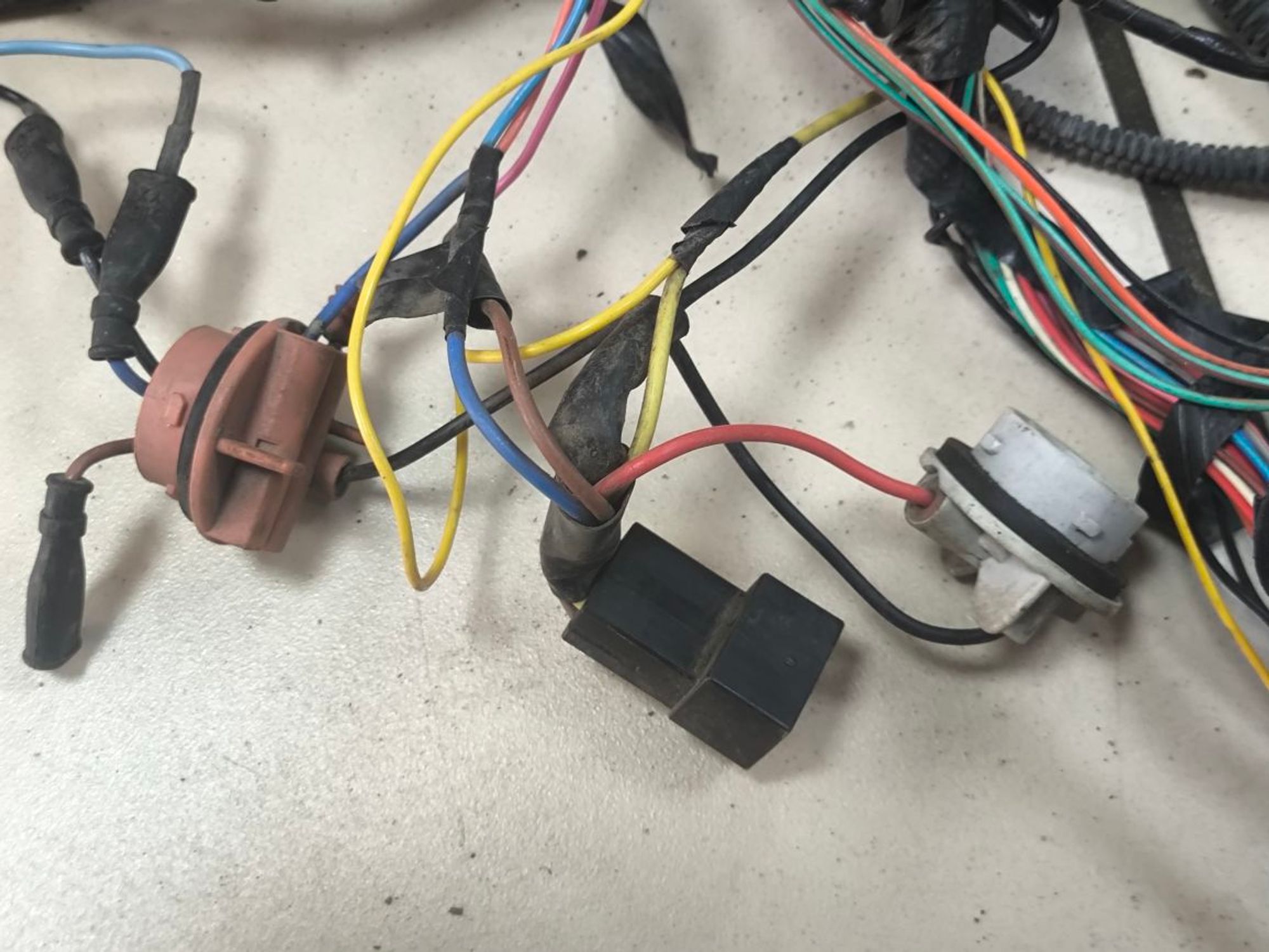 https://ycs.partsauto.market/partsauto-images/thmbs/userImages/a2d258a61cc08549ac0329b7373022c0/part/2c0f1e00-4faf-41e5-9299-c179327c3070_1781680817217.jpg