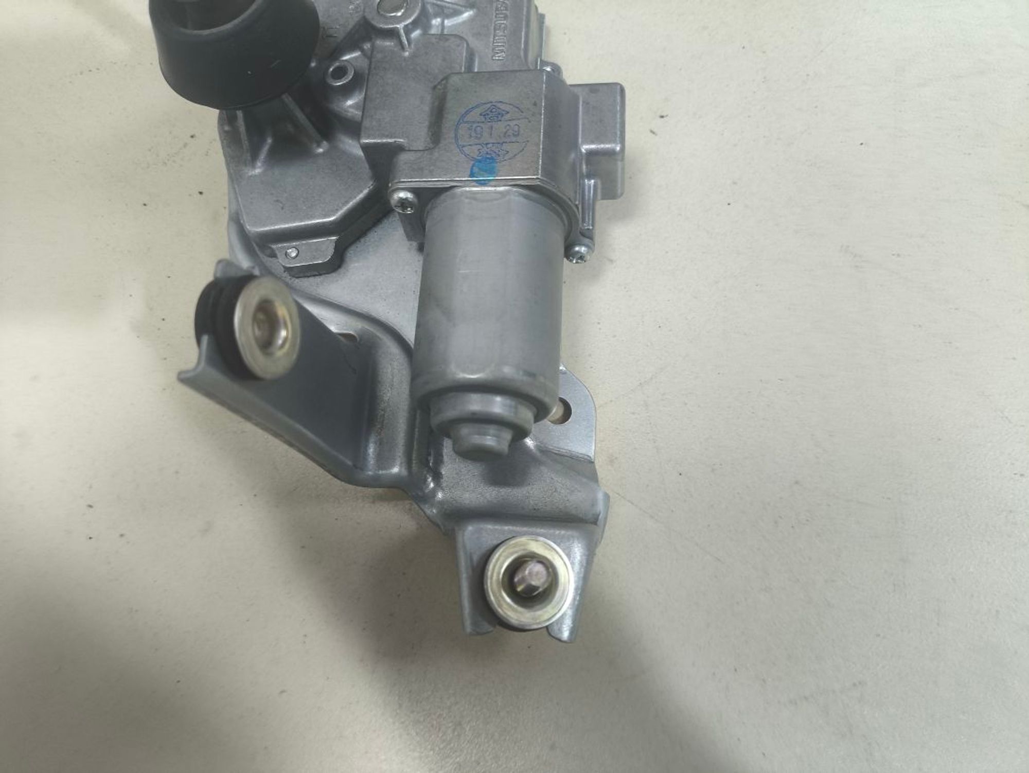 https://ycs.partsauto.market/partsauto-images/thmbs/userImages/a2d258a61cc08549ac0329b7373022c0/part/2c91b6de-8779-4447-bf69-61f8cc13c0e7_1781084515817.jpg