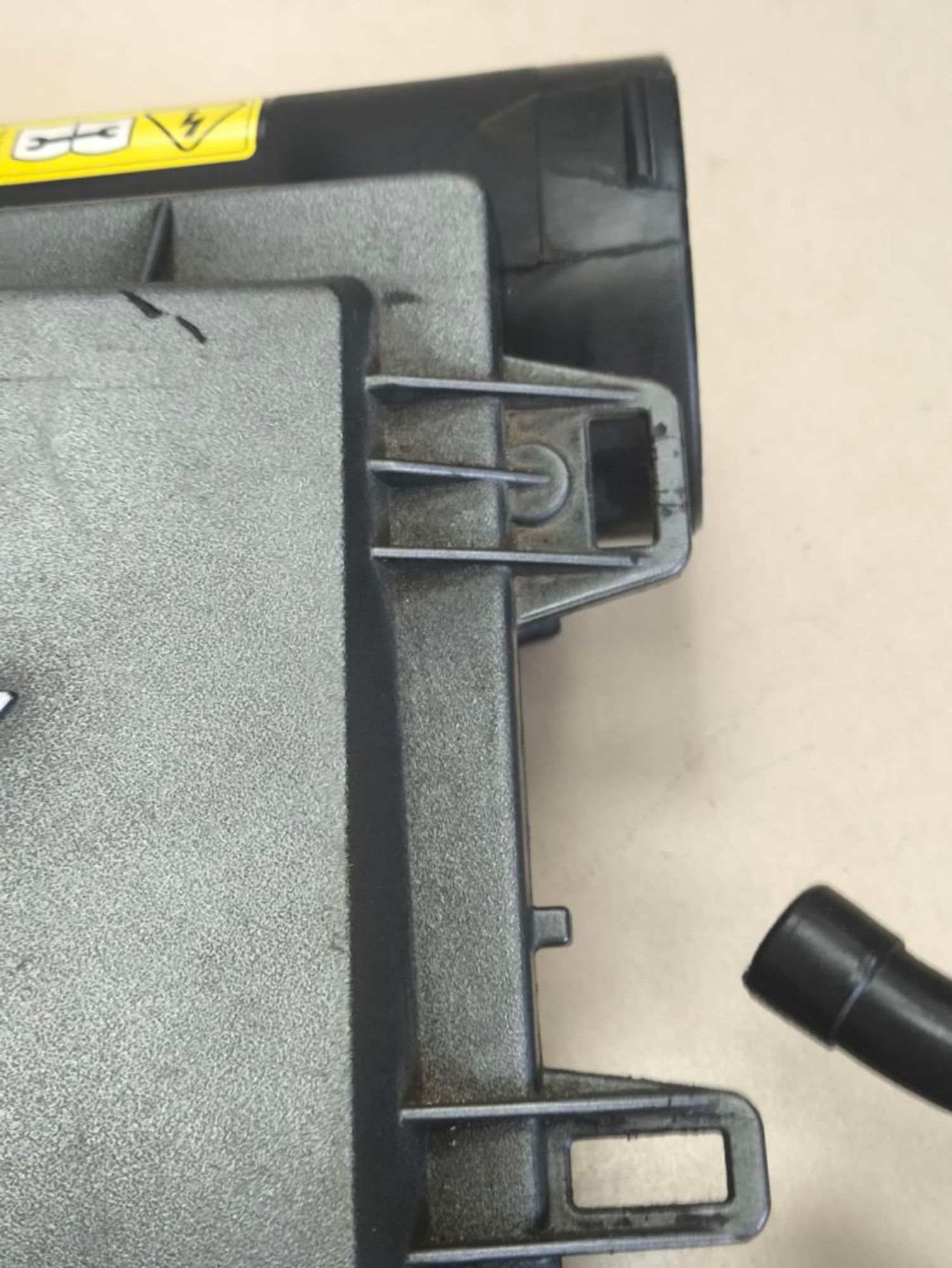 https://ycs.partsauto.market/partsauto-images/thmbs/userImages/a2d258a61cc08549ac0329b7373022c0/part/2f5e8111-ed44-48ba-992e-f3b957d68321_1784730993568.jpg