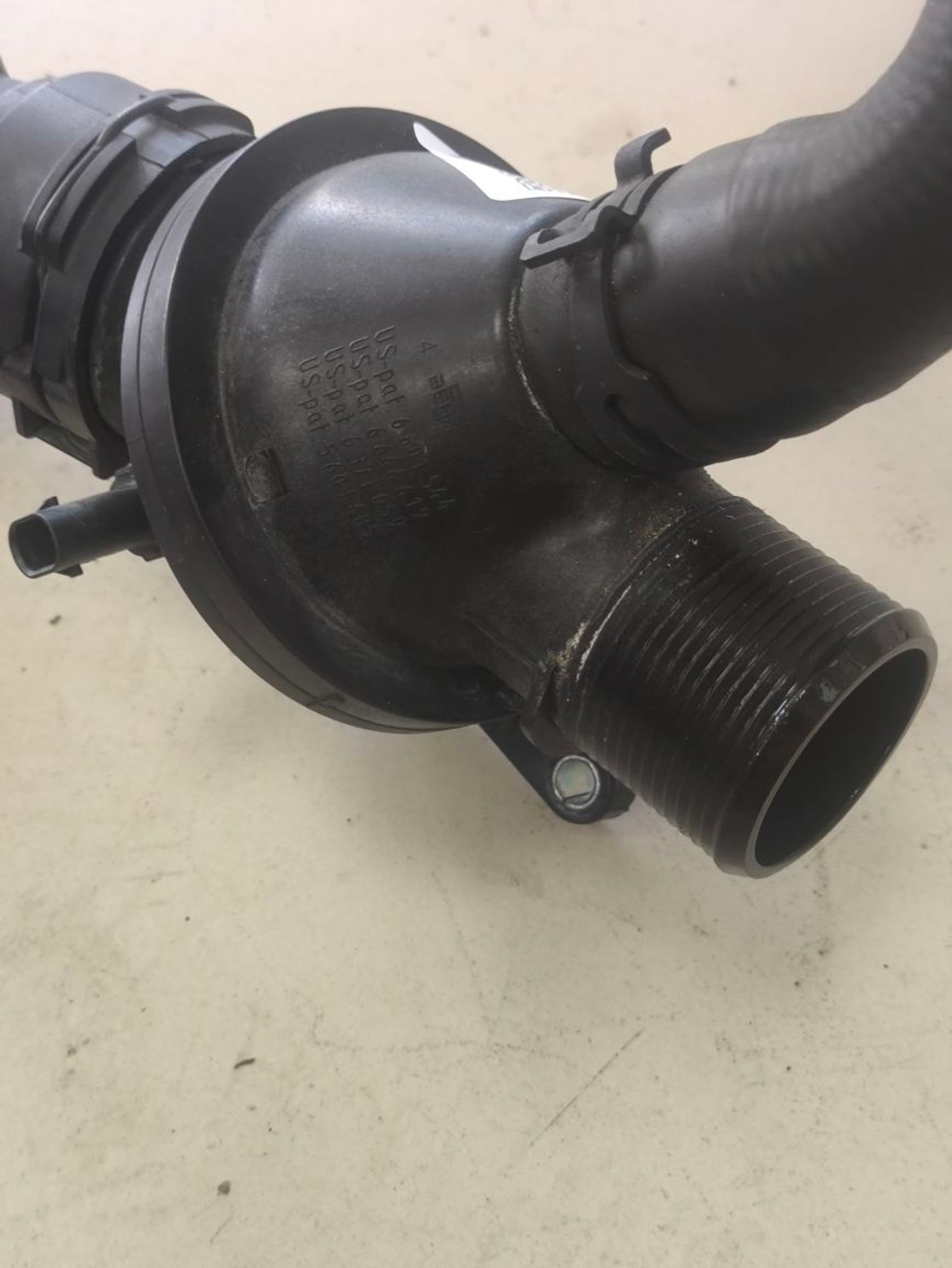 https://ycs.partsauto.market/partsauto-images/thmbs/userImages/a2d258a61cc08549ac0329b7373022c0/part/30418fd5-2db4-40b2-a9ae-a568d096a01f_1786013450156.jpg
